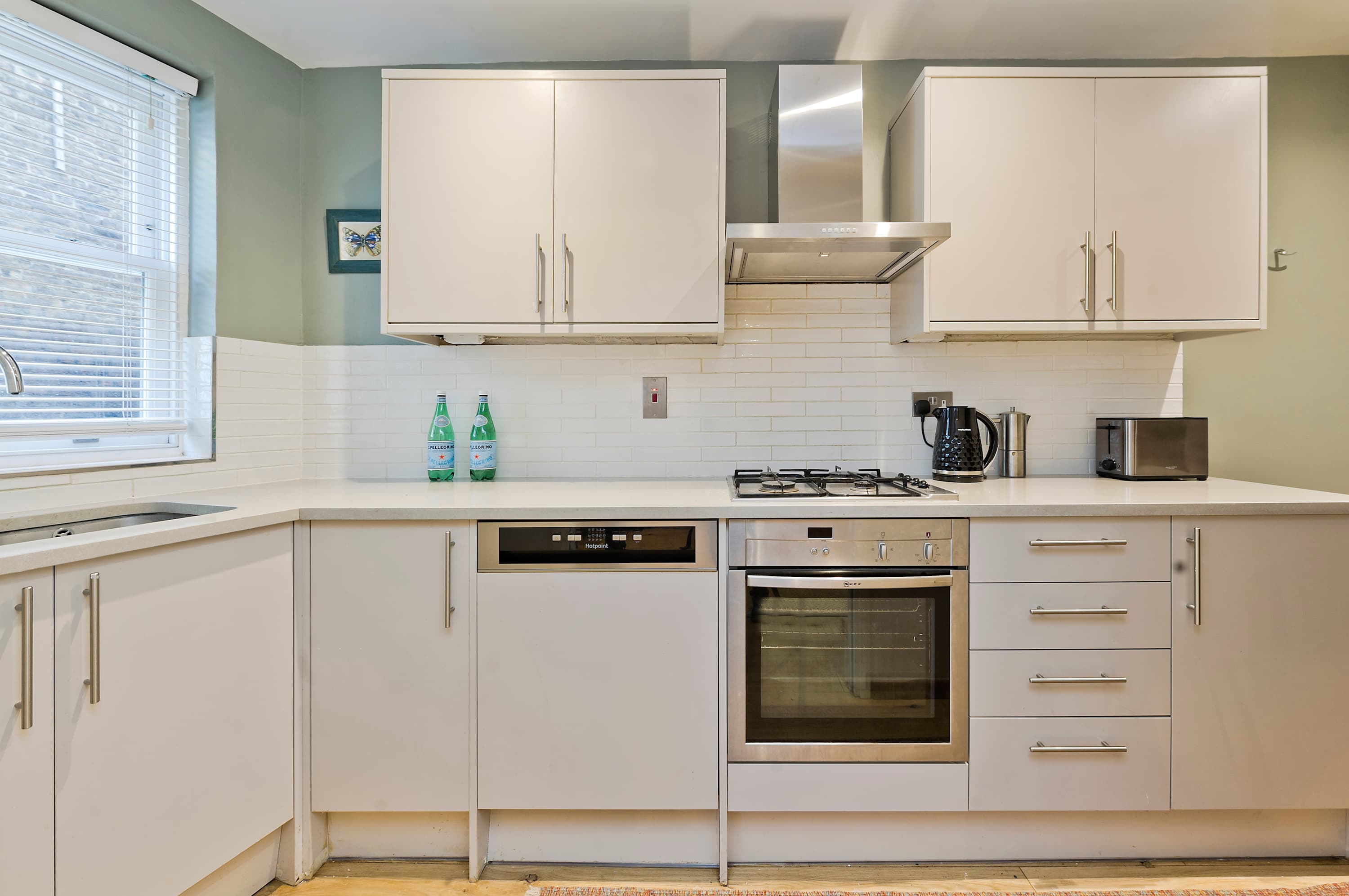 2 Bedroom Mews House, Marble Arch in Frederick Close 1 W2 2HD - Property image 3 - VivreStays