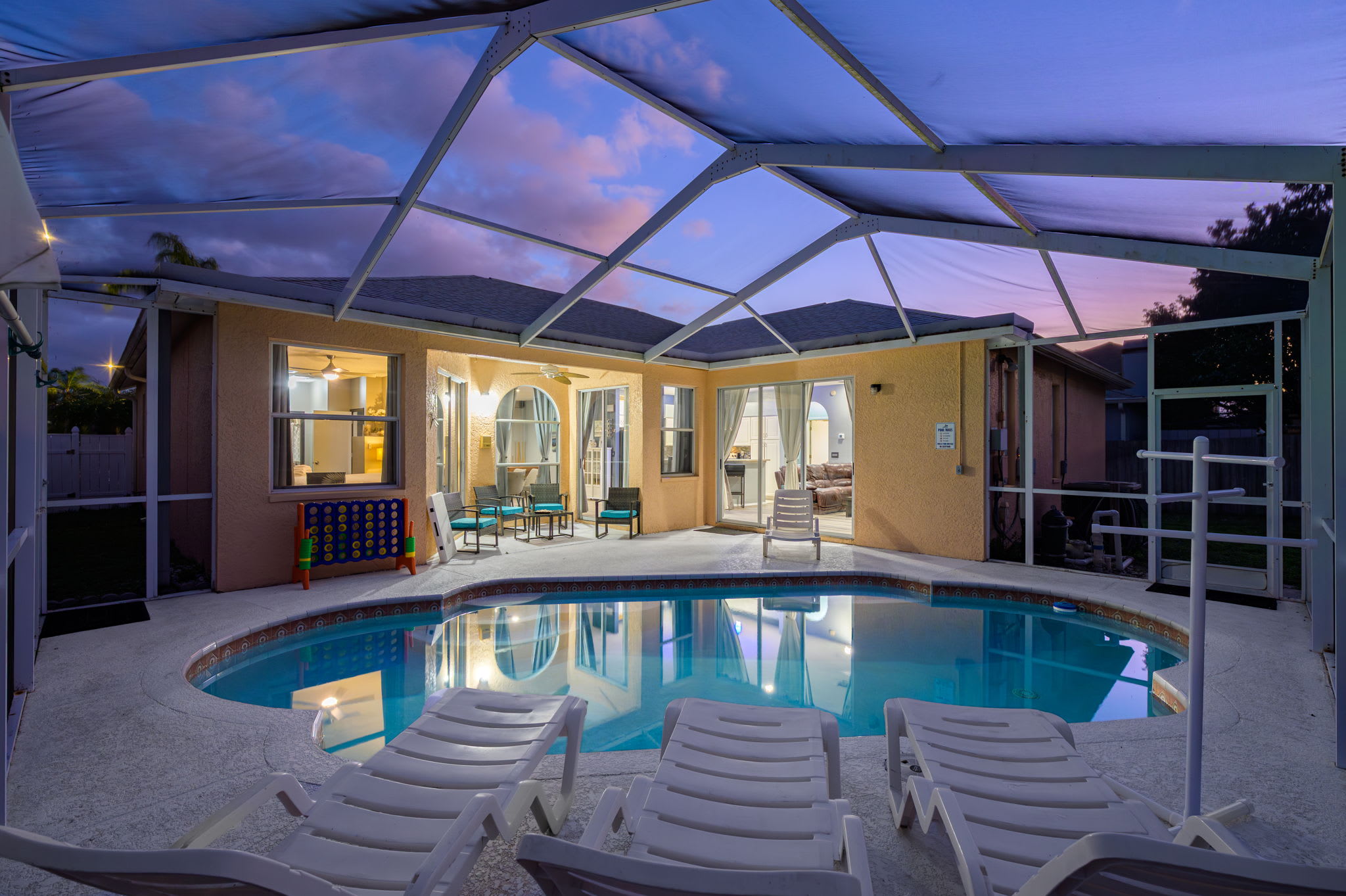 Heated Private Pool  Pool Table  Outdoor Games — Tampa, FL — vacation rental