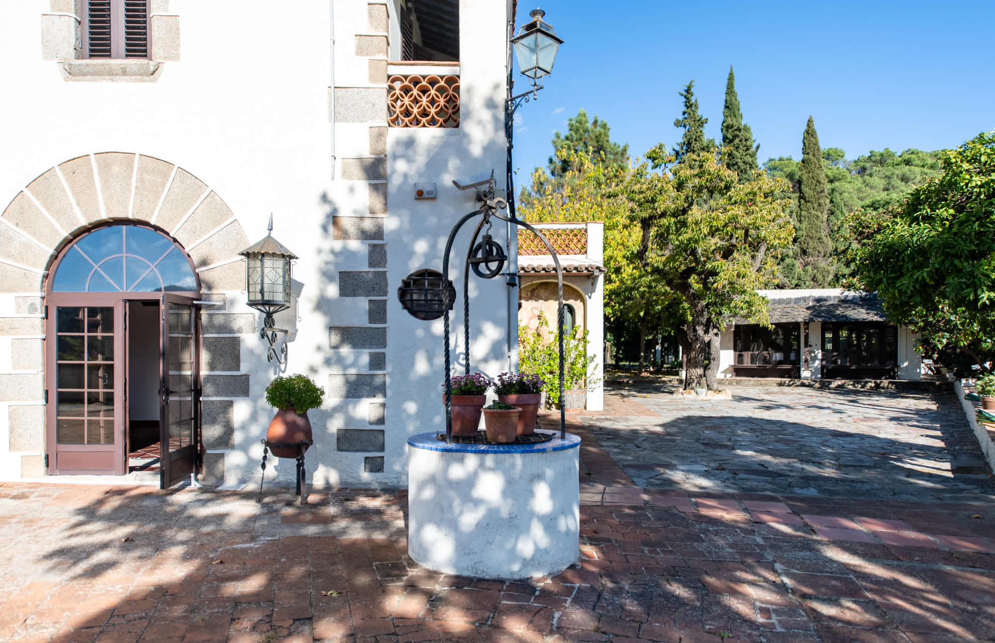 Unique 16th-Century Masia: Pool & Private Events — Barcelona, Catalunya — vacation rental