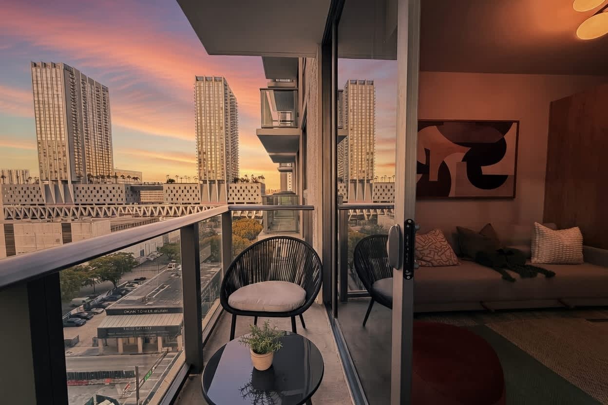 1BR | Walk to FIFA Fan Fest | Free Parking