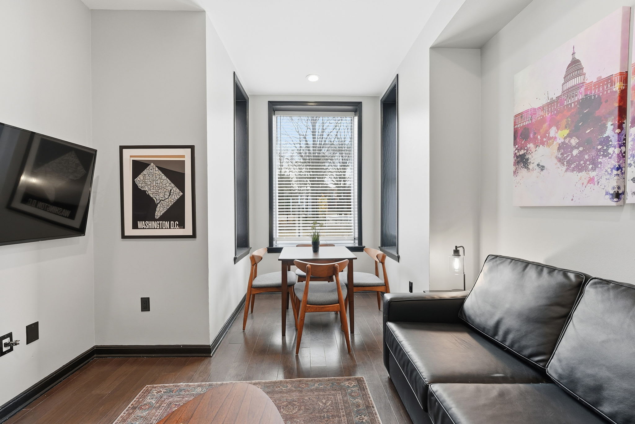 Luxury DC Apt: Walkable, Monthly & Easy Parking!