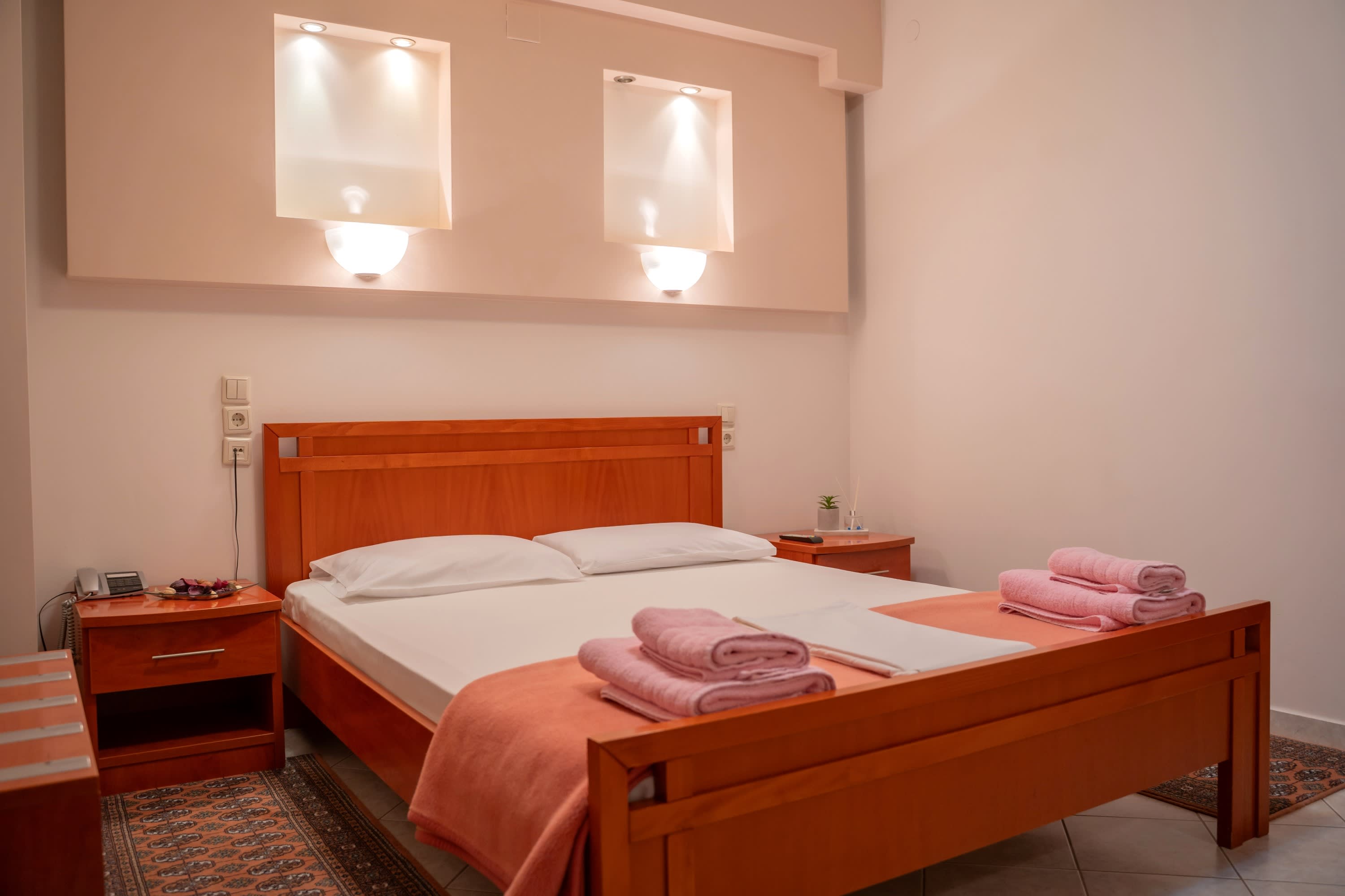 Jayne’s Rooms - Cozy Stay in Central Elassona — Elassona — vacation rental