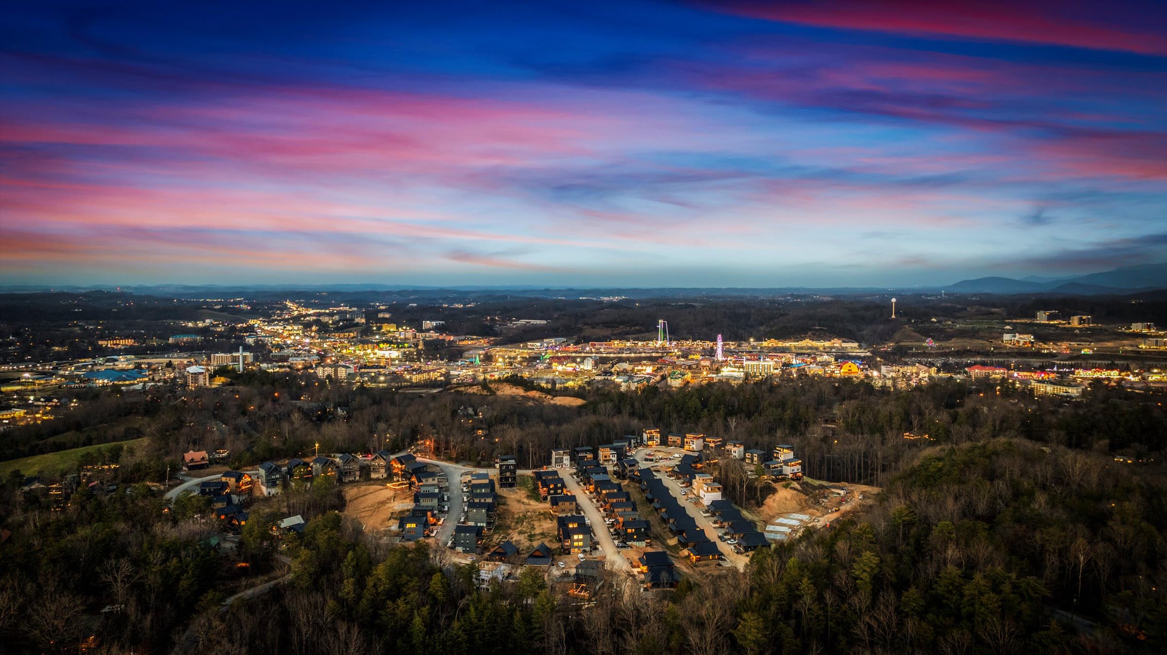 Cozy cabin w/ game room & indoor pool