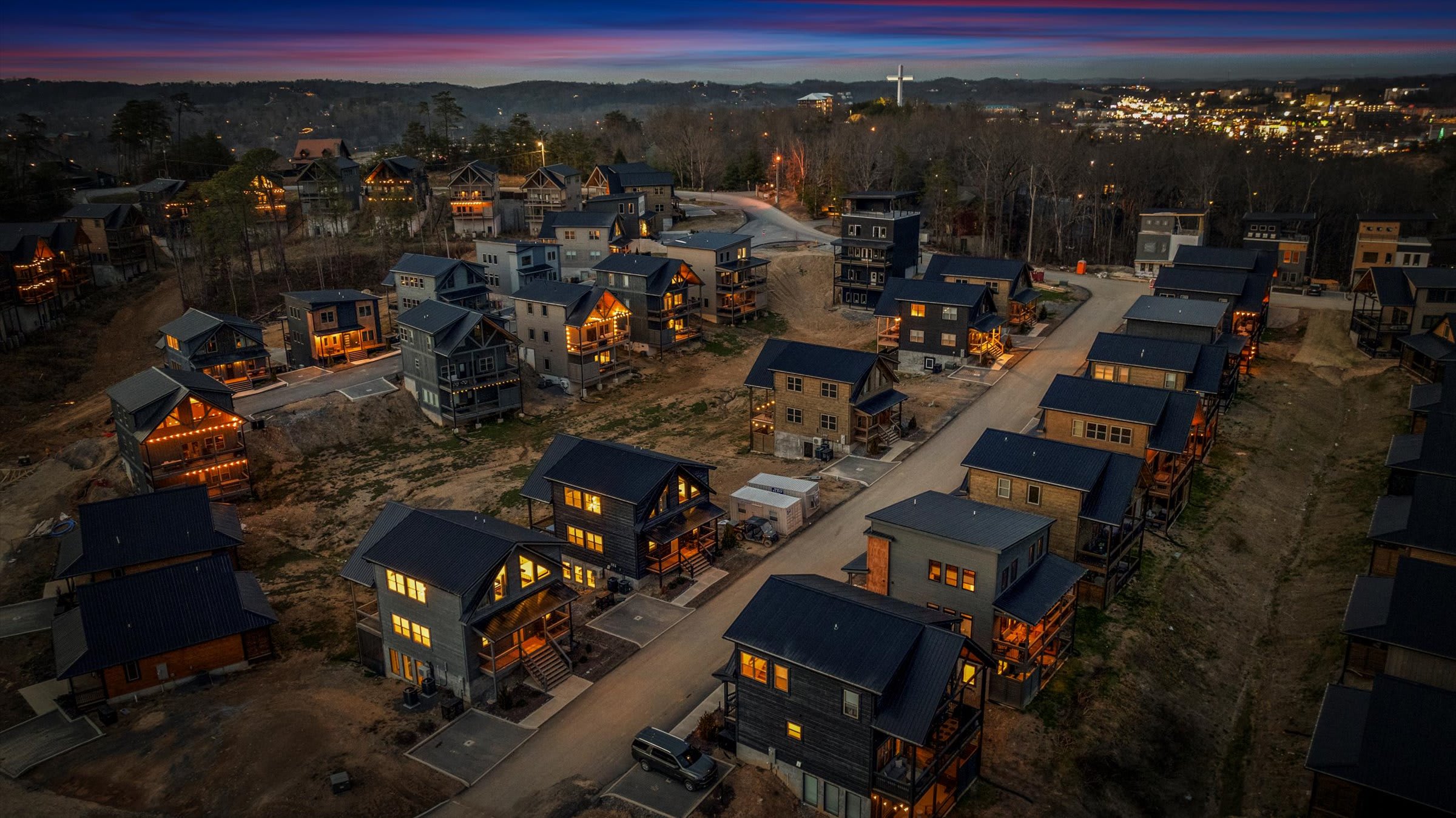 Serene cabin w/ pool, hot tub & game room