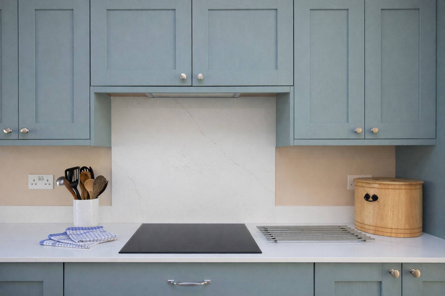 Cook up a storm for family and friends in the newly renovated kitchen.