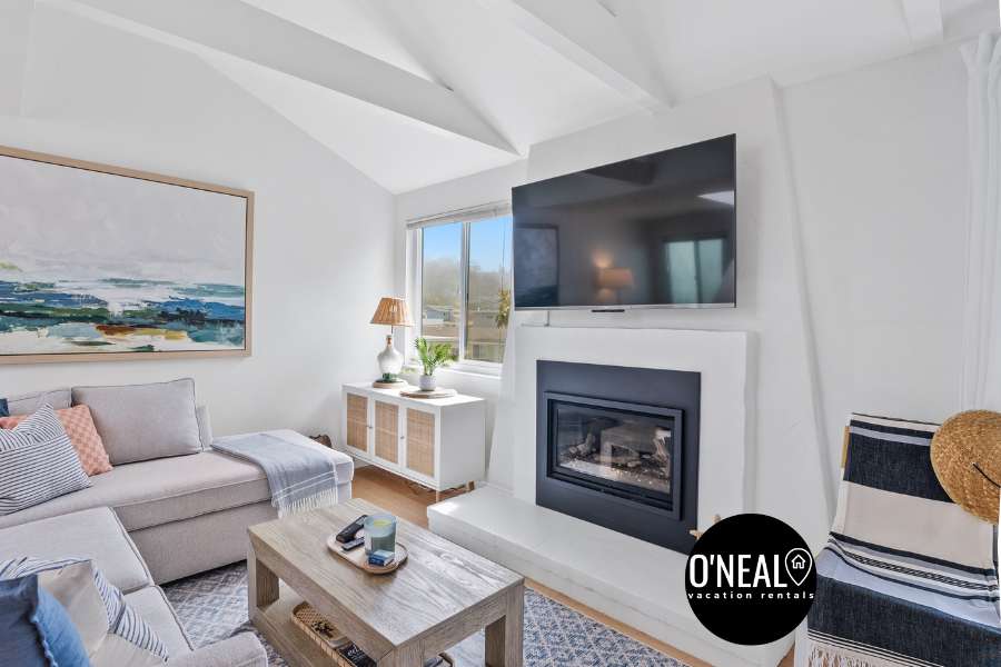 Coastal Bungalow - Steps From Rio Del Mar Beach! — Aptos, CA — vacation rental
