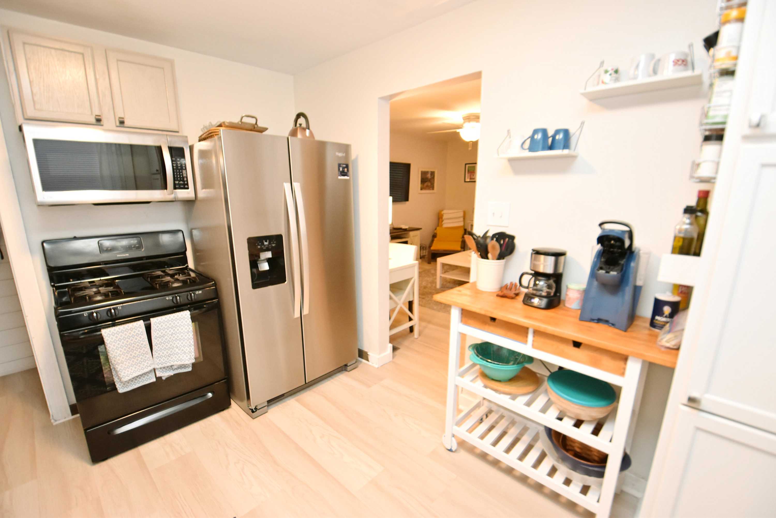 Spacious home just 7 blocks to ND! (54211) 5