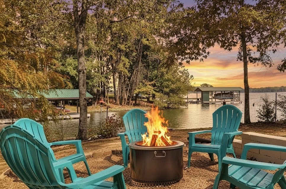 Watts Barr Waterfront Retreat! — Spring City, TN — vacation rental