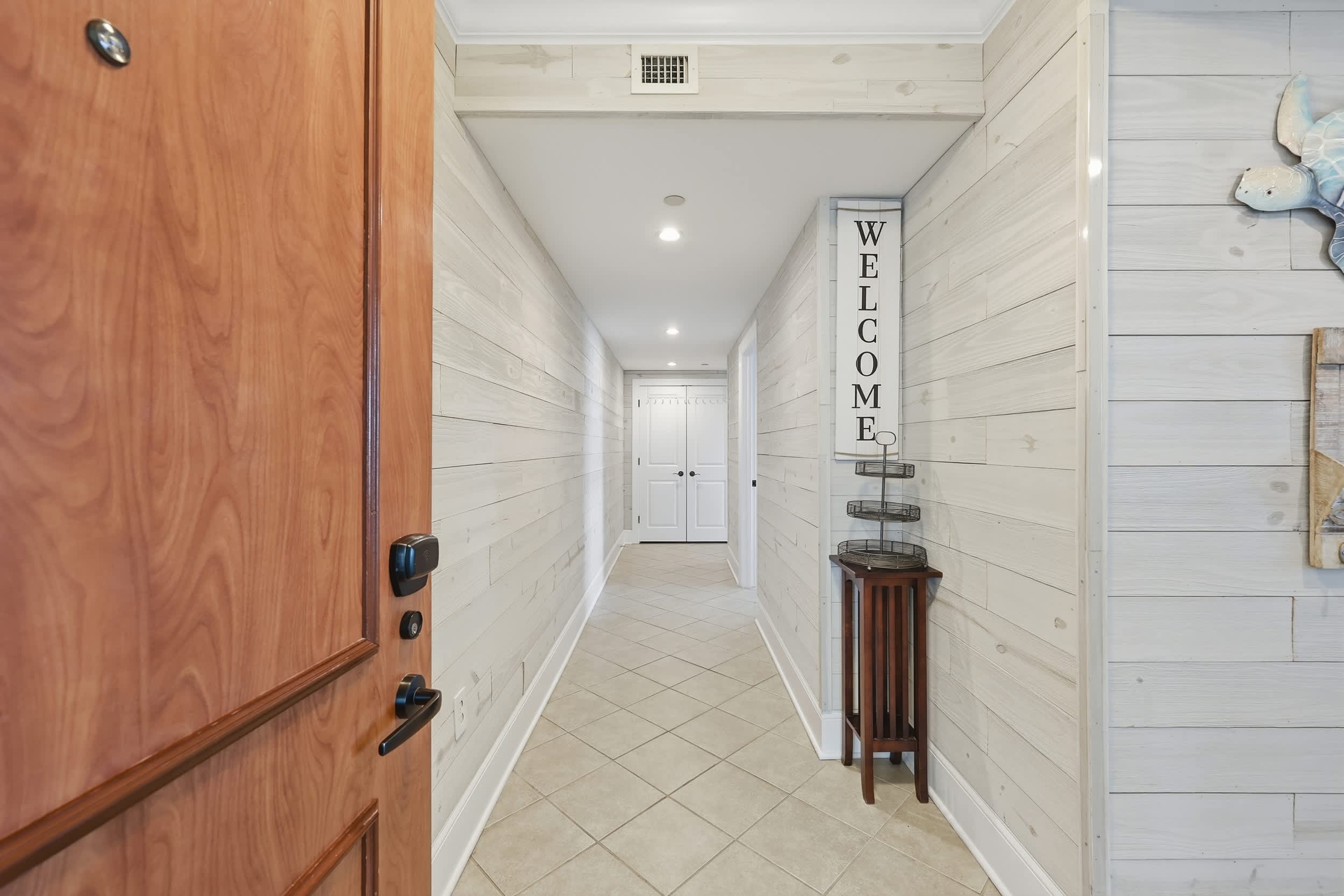 Sunny Tide at Luxe Mar Vista w Lazy River