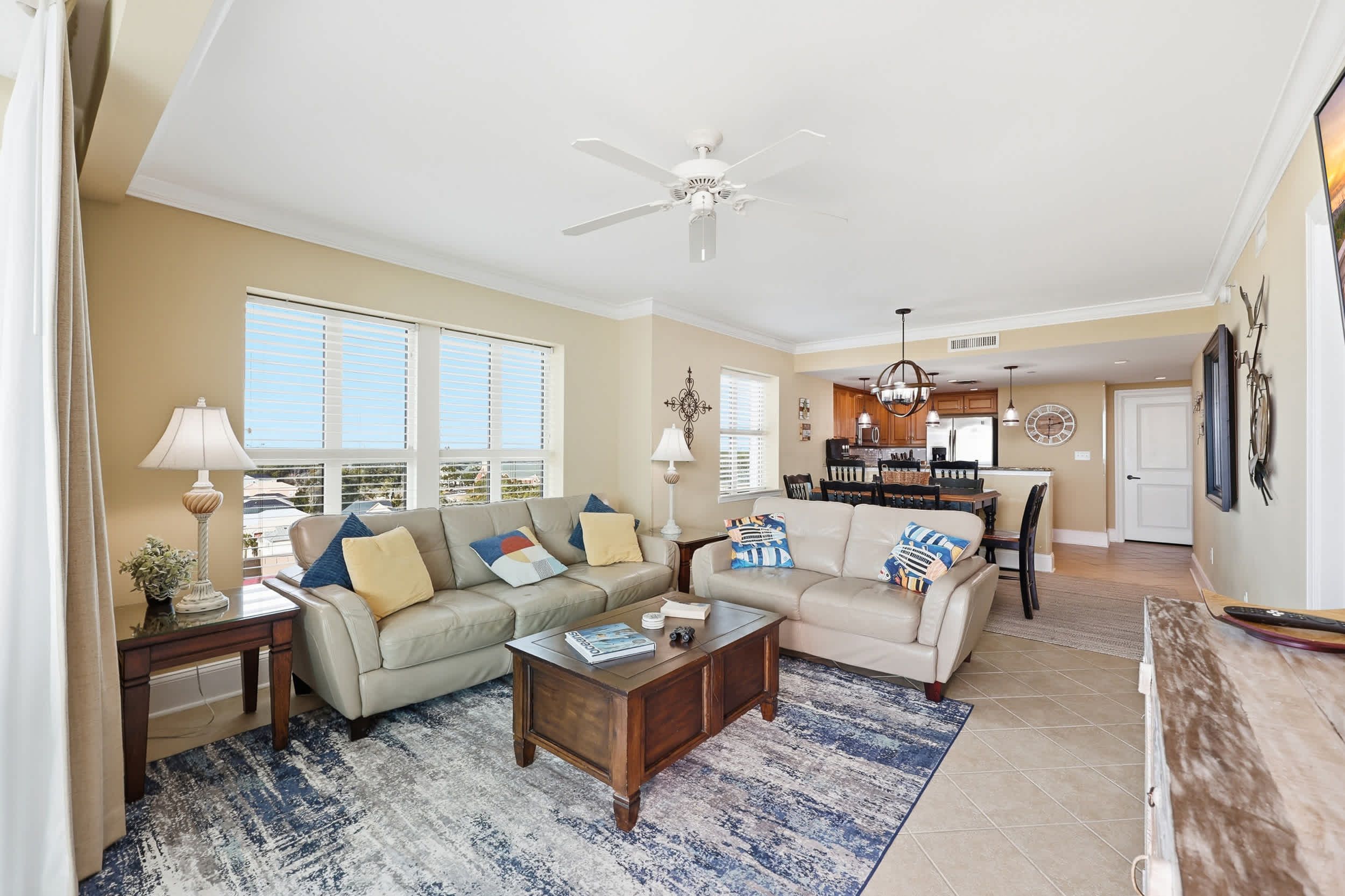 Sunny Tide at Luxe Mar Vista w Lazy River