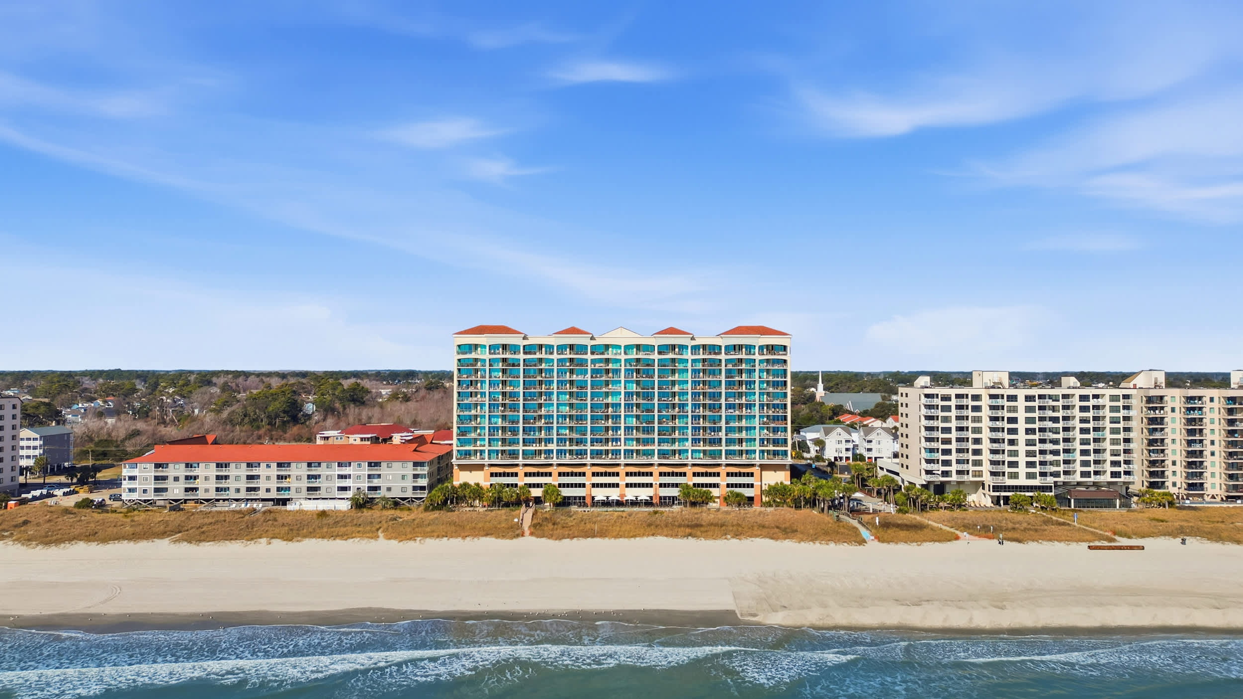 Sunny Tide at Luxe Mar Vista w Lazy River