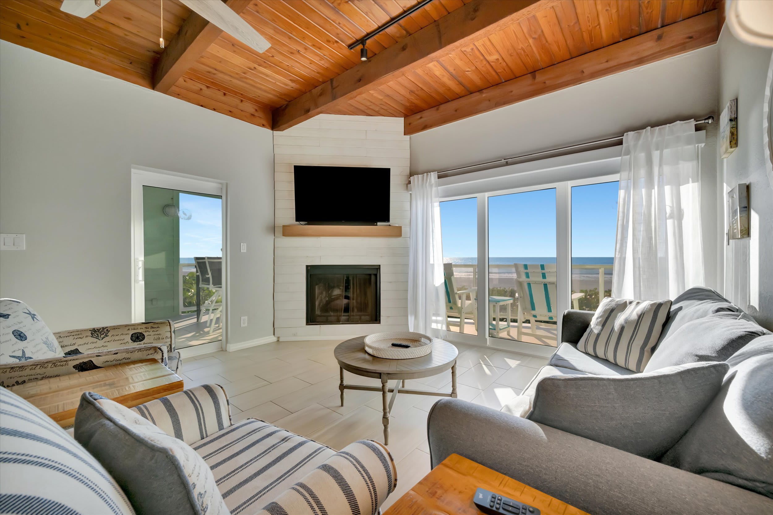 Ocean Views from Private Balcony & Beach Access