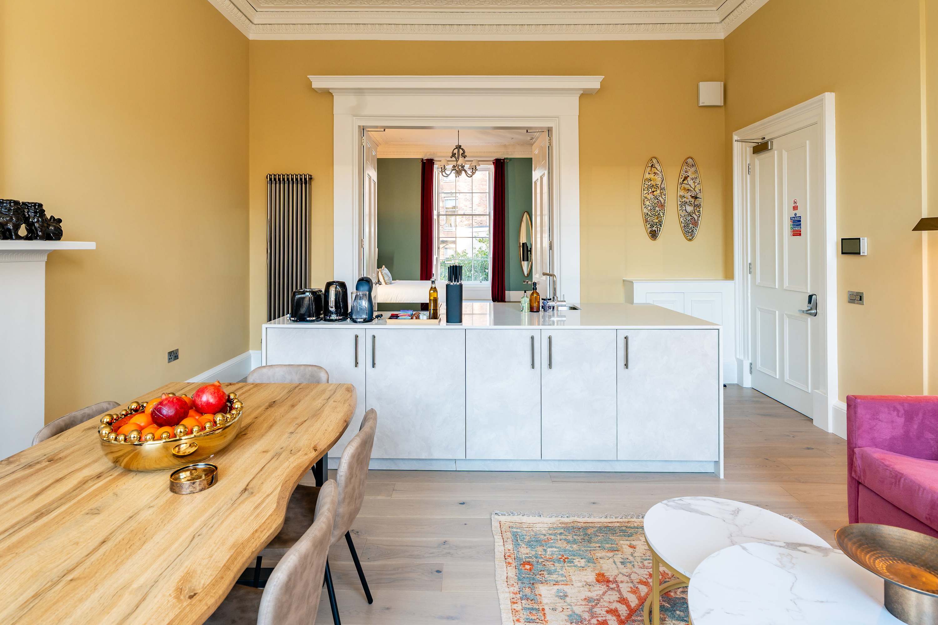 2 Bed Luxury Apartment — Edinburgh, Scotland — vacation rental