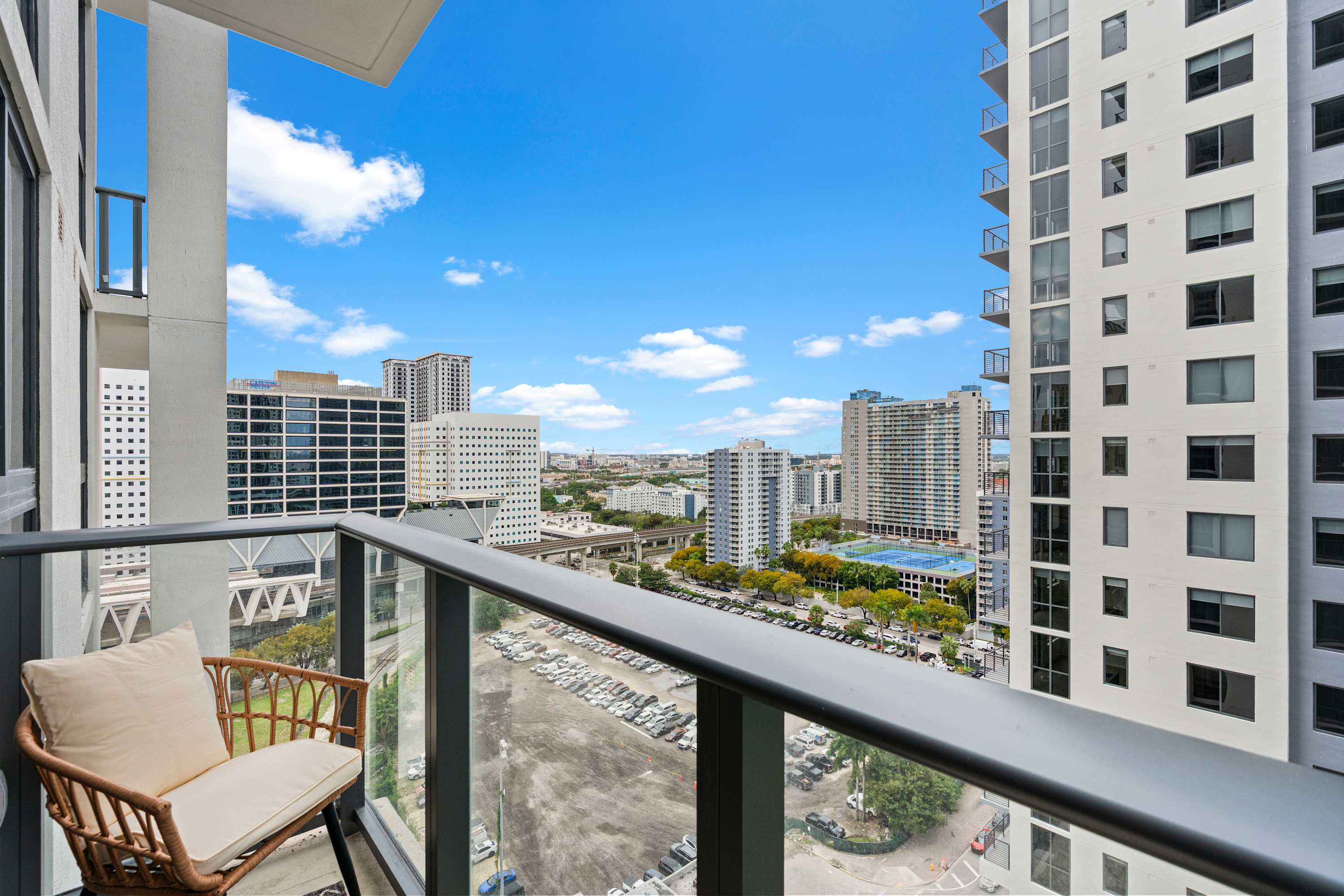 FIFA Fan Fest 15-Min Walk| Downtown 1BR|Brightline