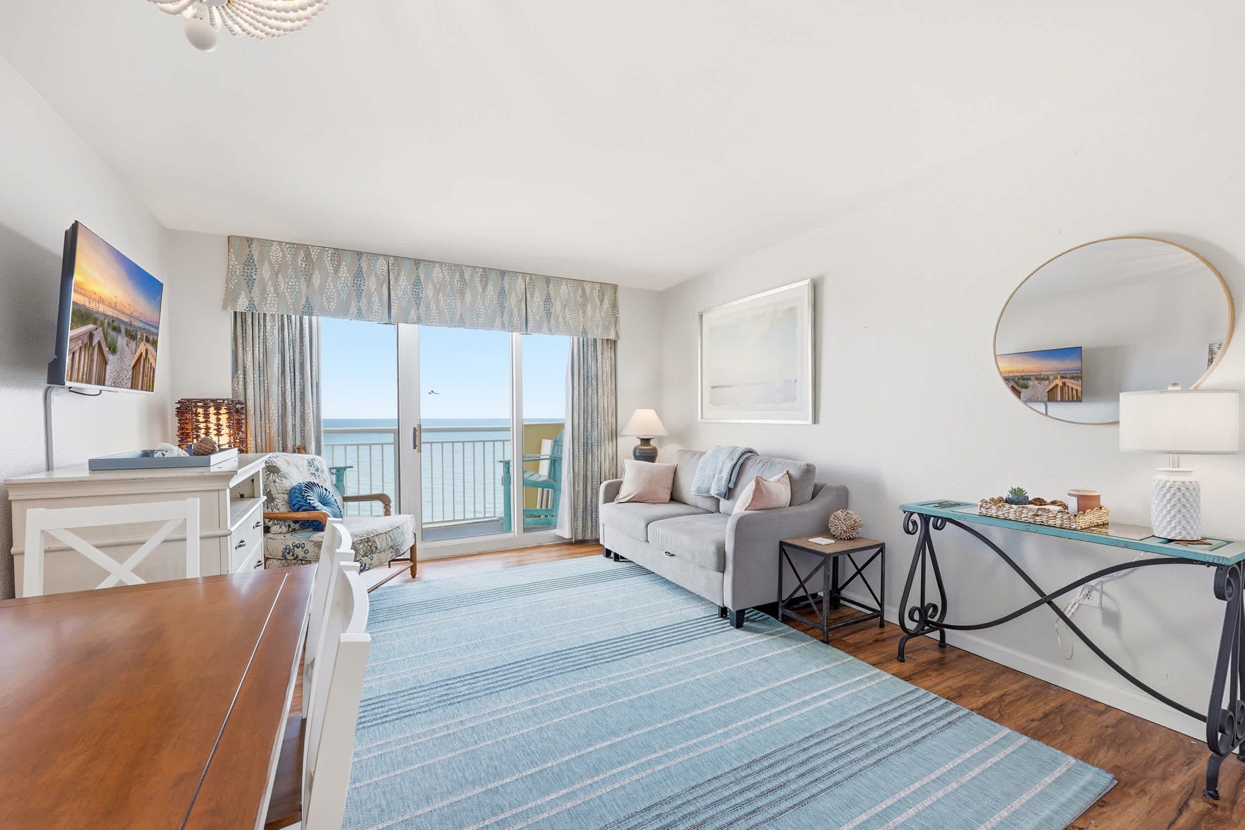 Living La Vida Ocean at Top Resort w Lazy River