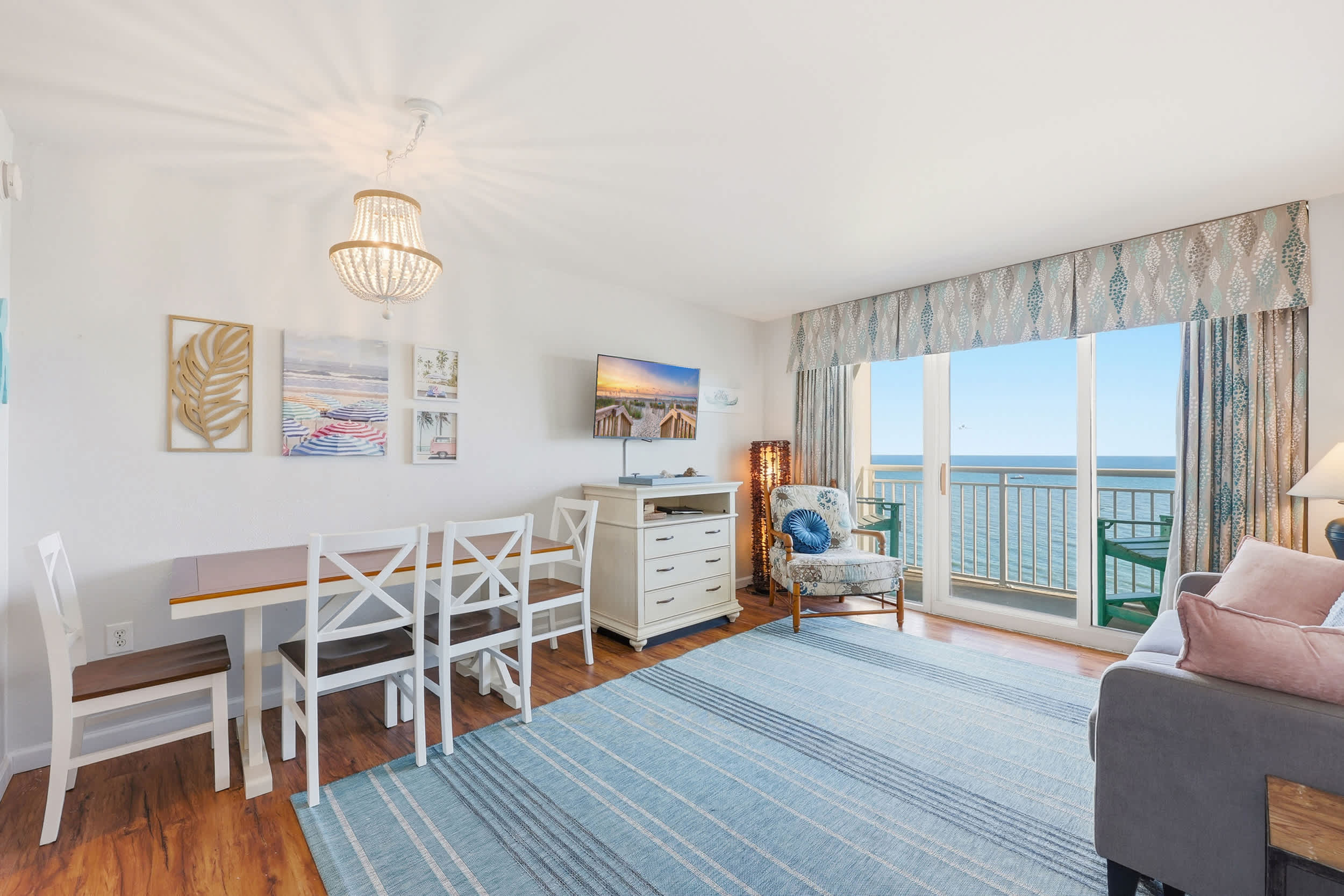 Living La Vida Ocean at Top Resort w Lazy River