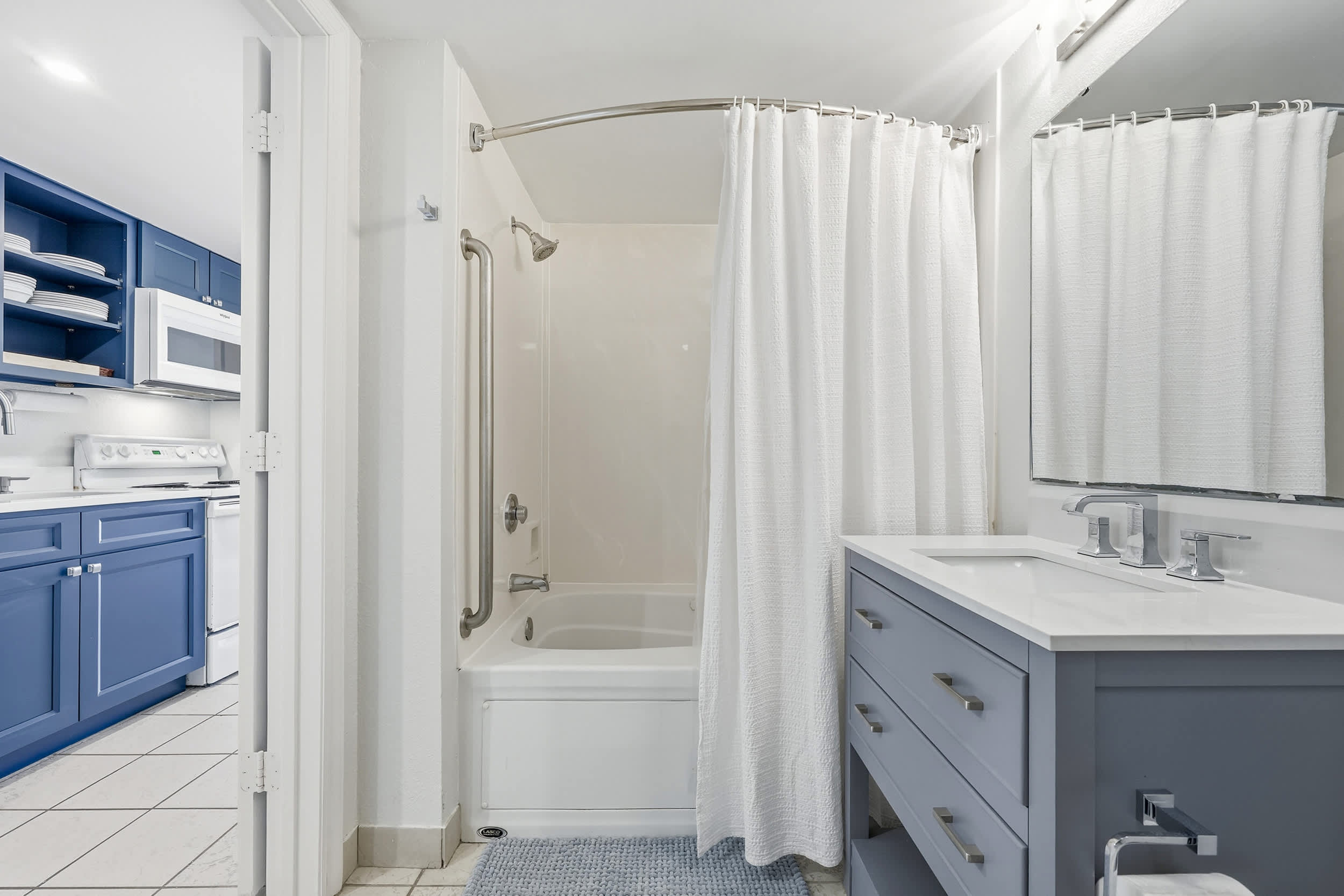 Living La Vida Ocean at Top Resort w Lazy River