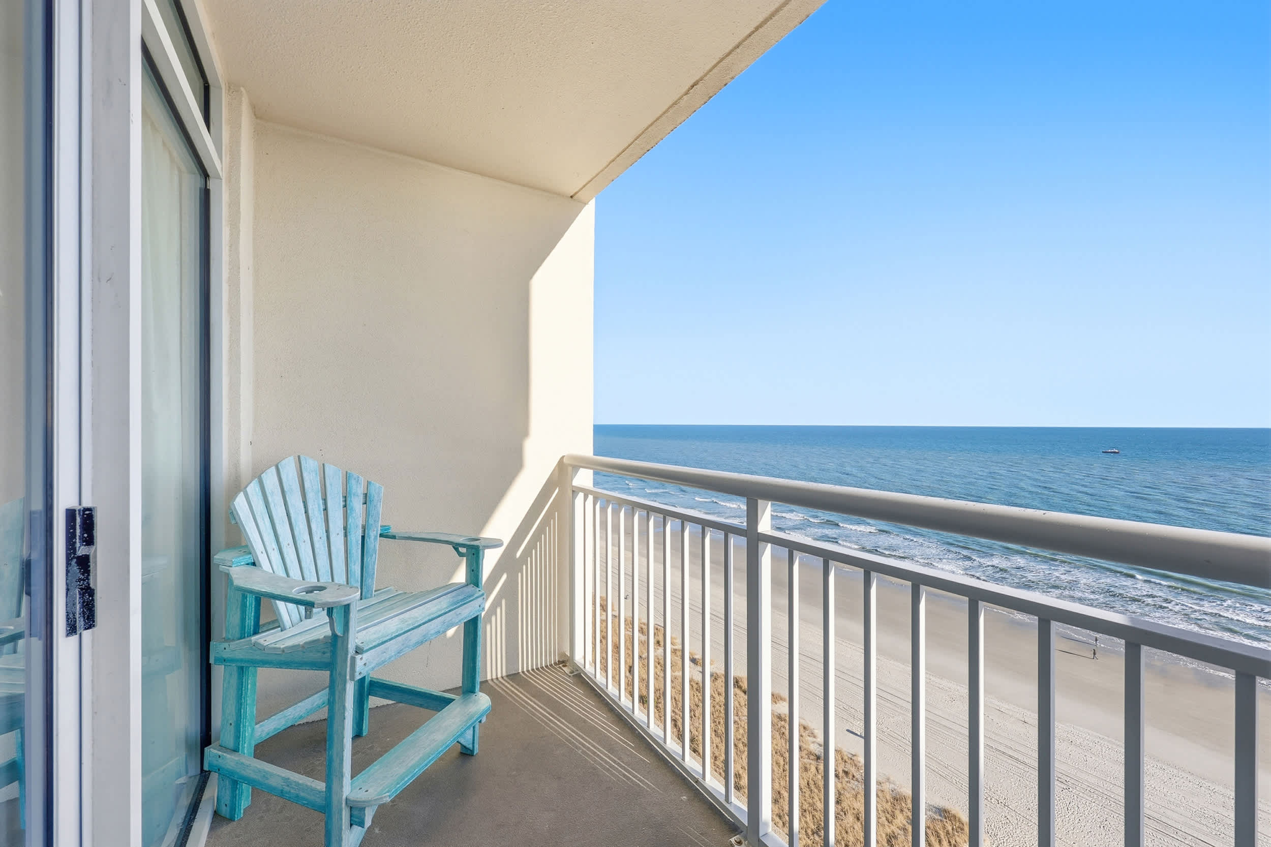 Living La Vida Ocean at Top Resort w Lazy River