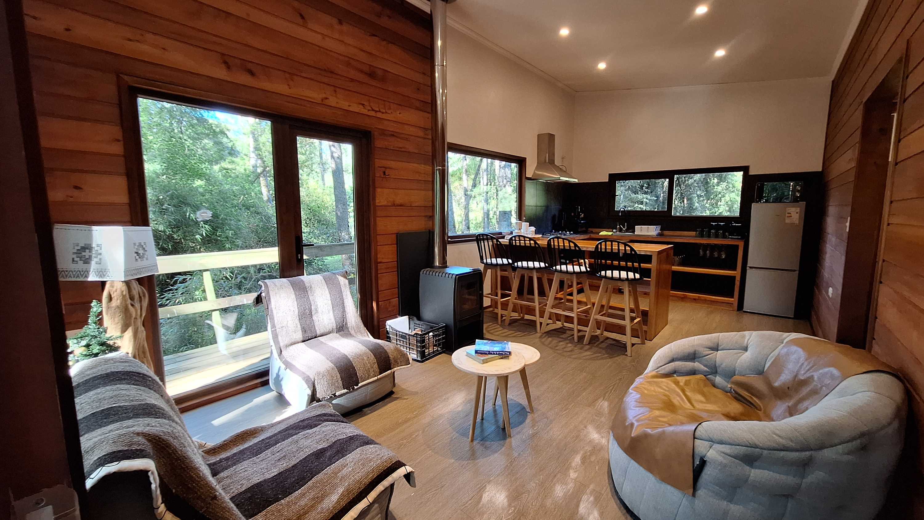 Charming Riverside Cabin w/ Hot Tub & BBQ