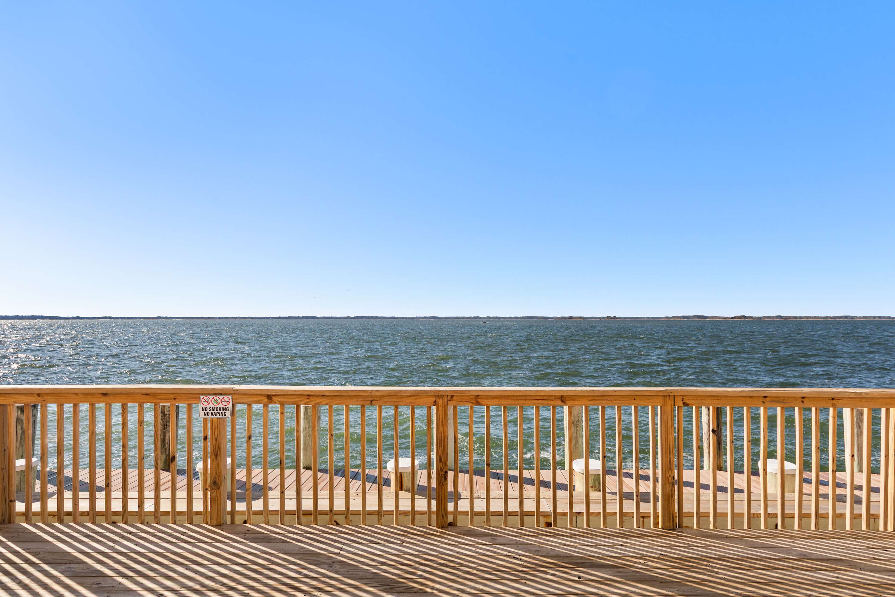 Bayfront Beauty - Shipwreck 102