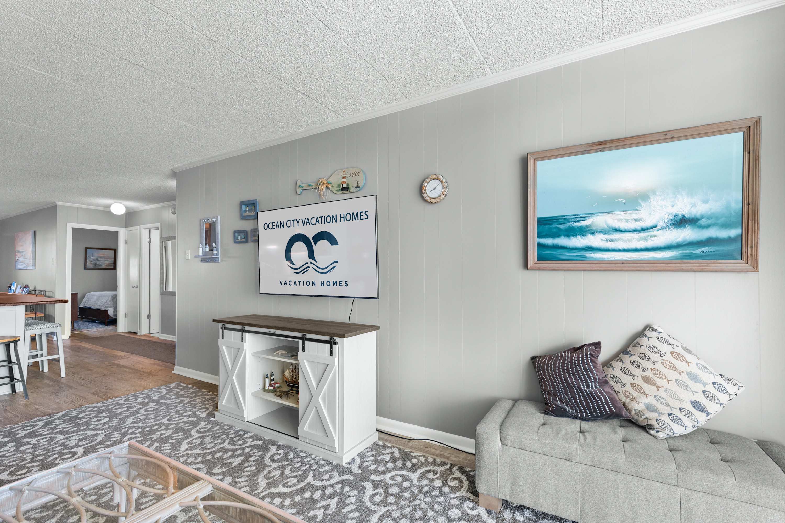 Bayfront Beauty - Shipwreck 102