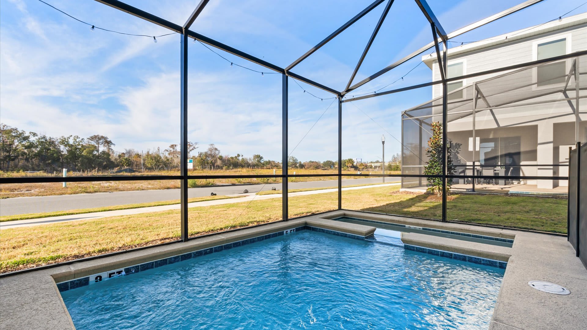 Spacious pool & spa area – Ideal for relaxing days and evening swims