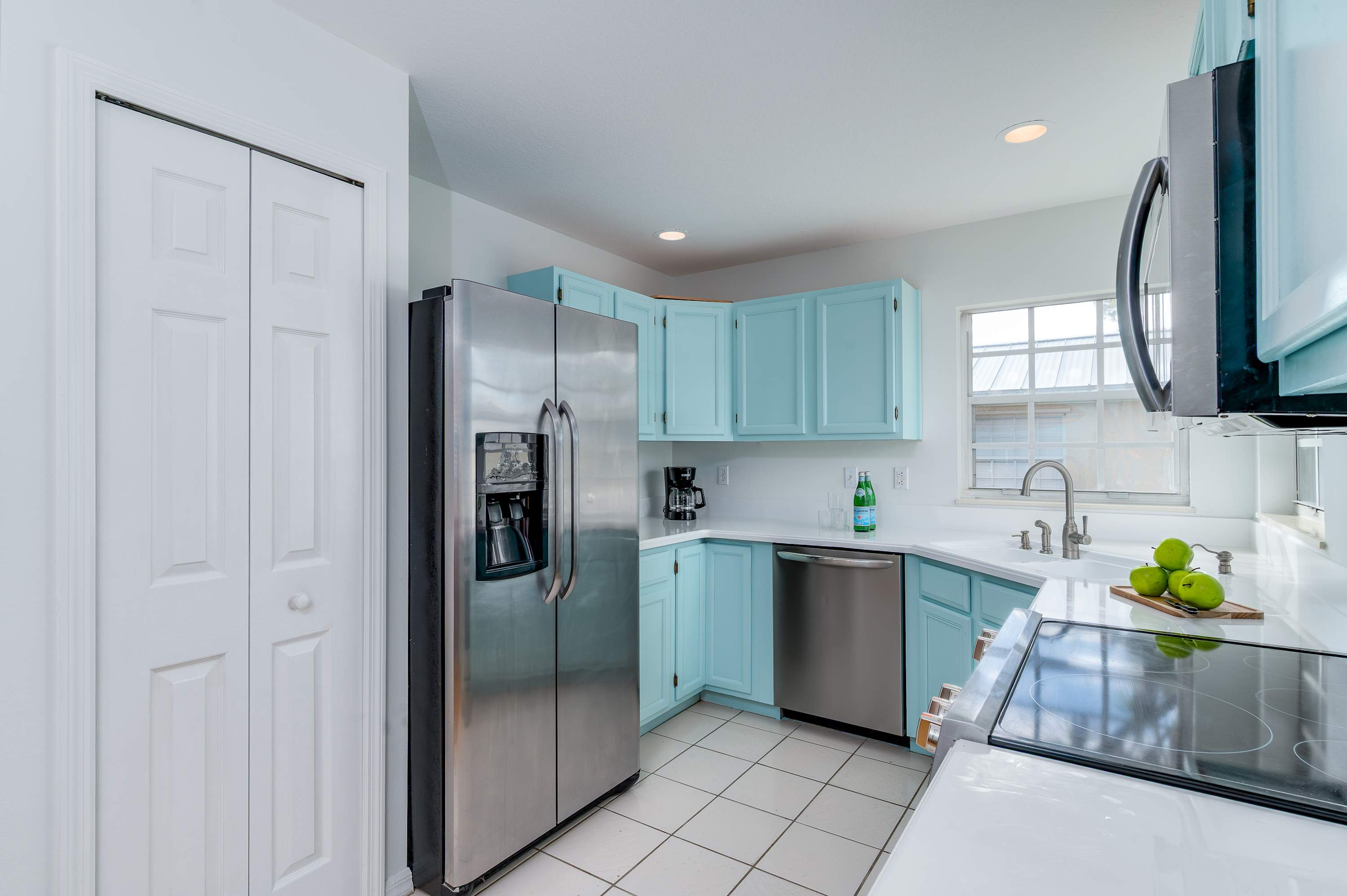 5 Mi to Beach, Game Room with Karaoke, Grill