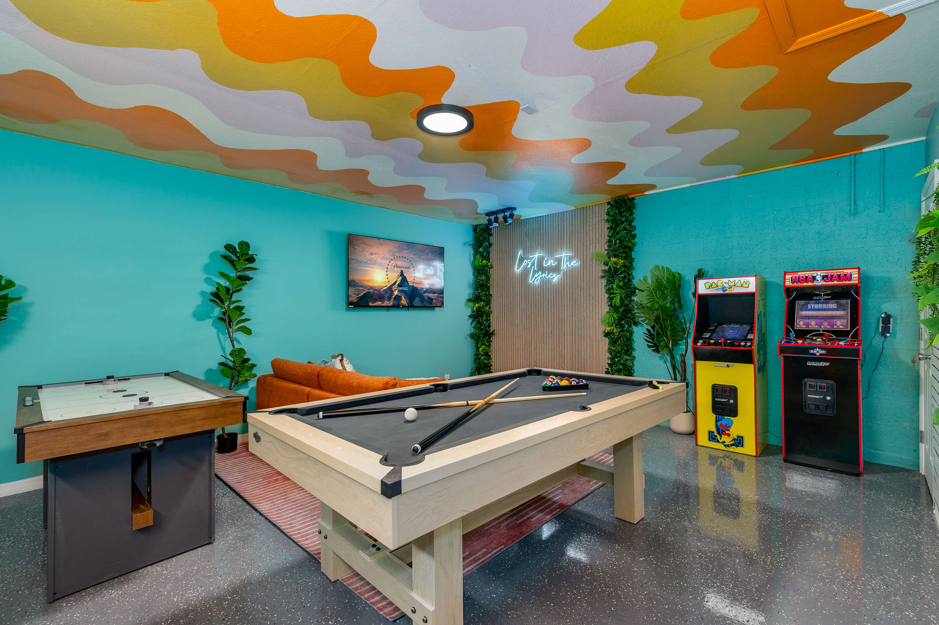 5 Mi to Beach, Game Room with Karaoke, Grill
