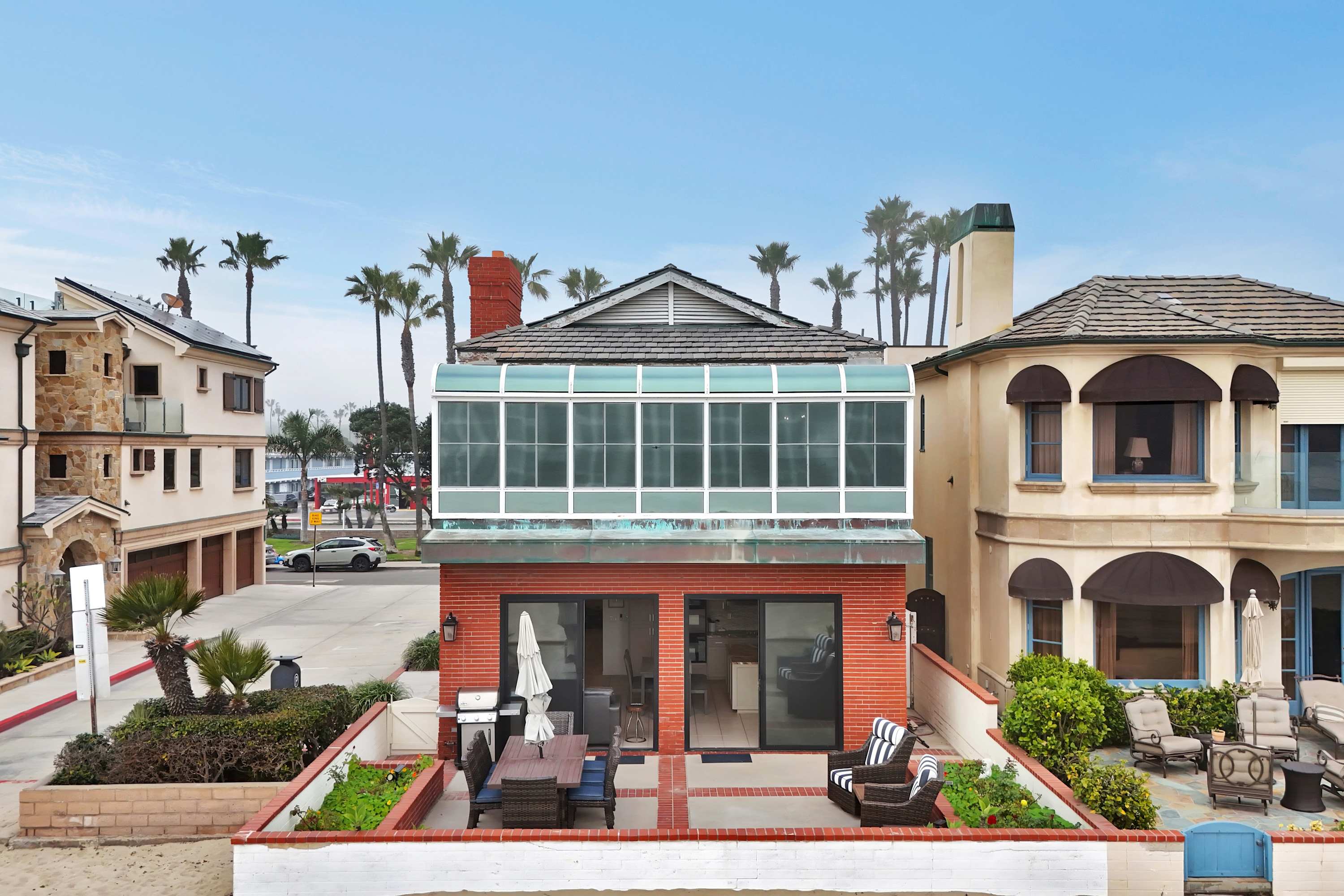 5911 Seashore | Spacious Beachfront Sanctuary: Serene Ocean Views