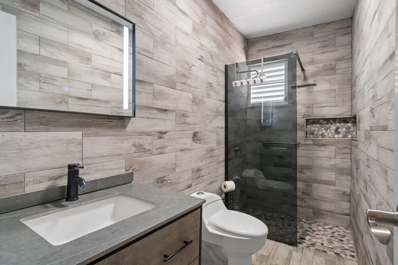 Near Culebra | Sustainable Stay | Free Parking 6