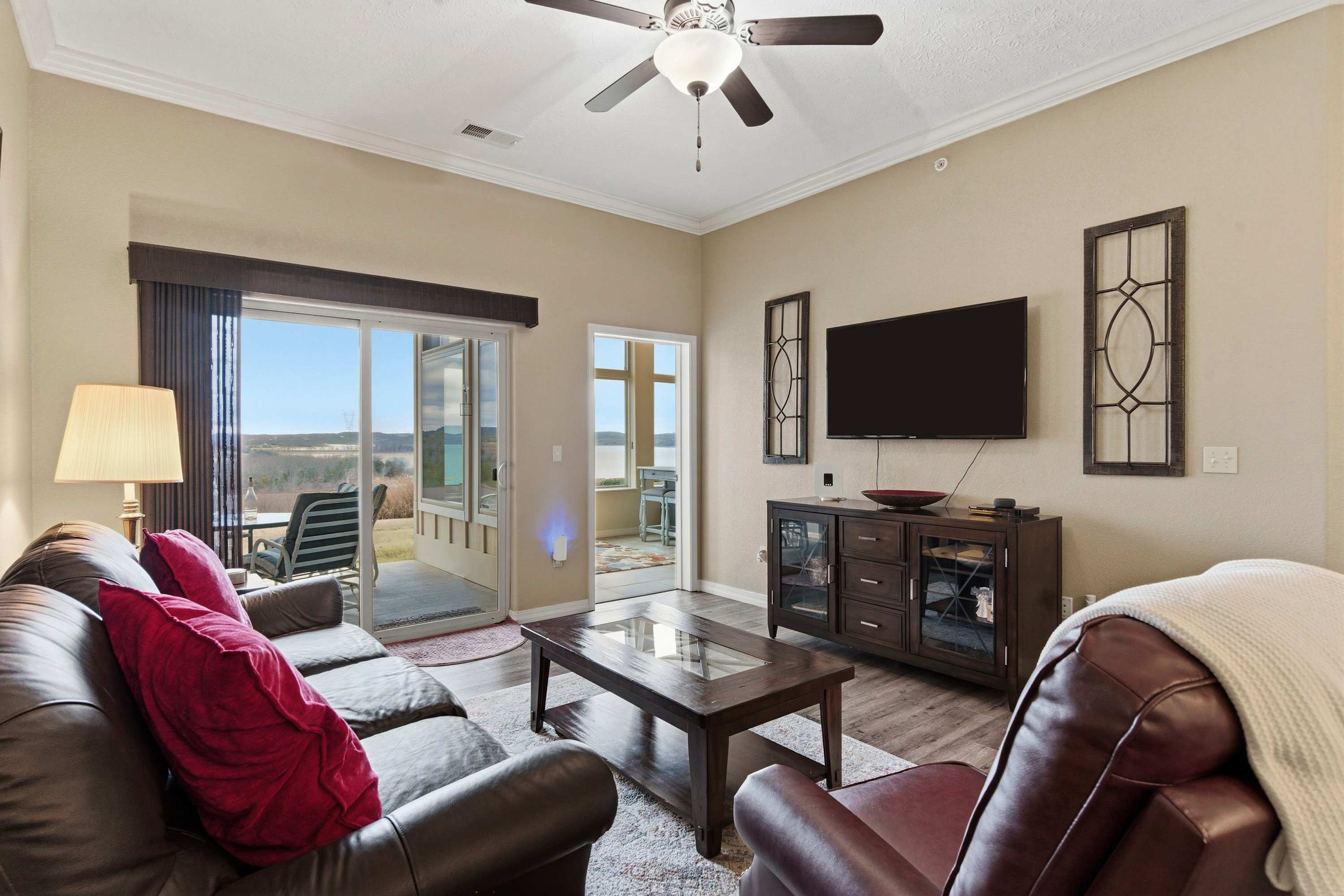 Majestic Retreat Stay for 6