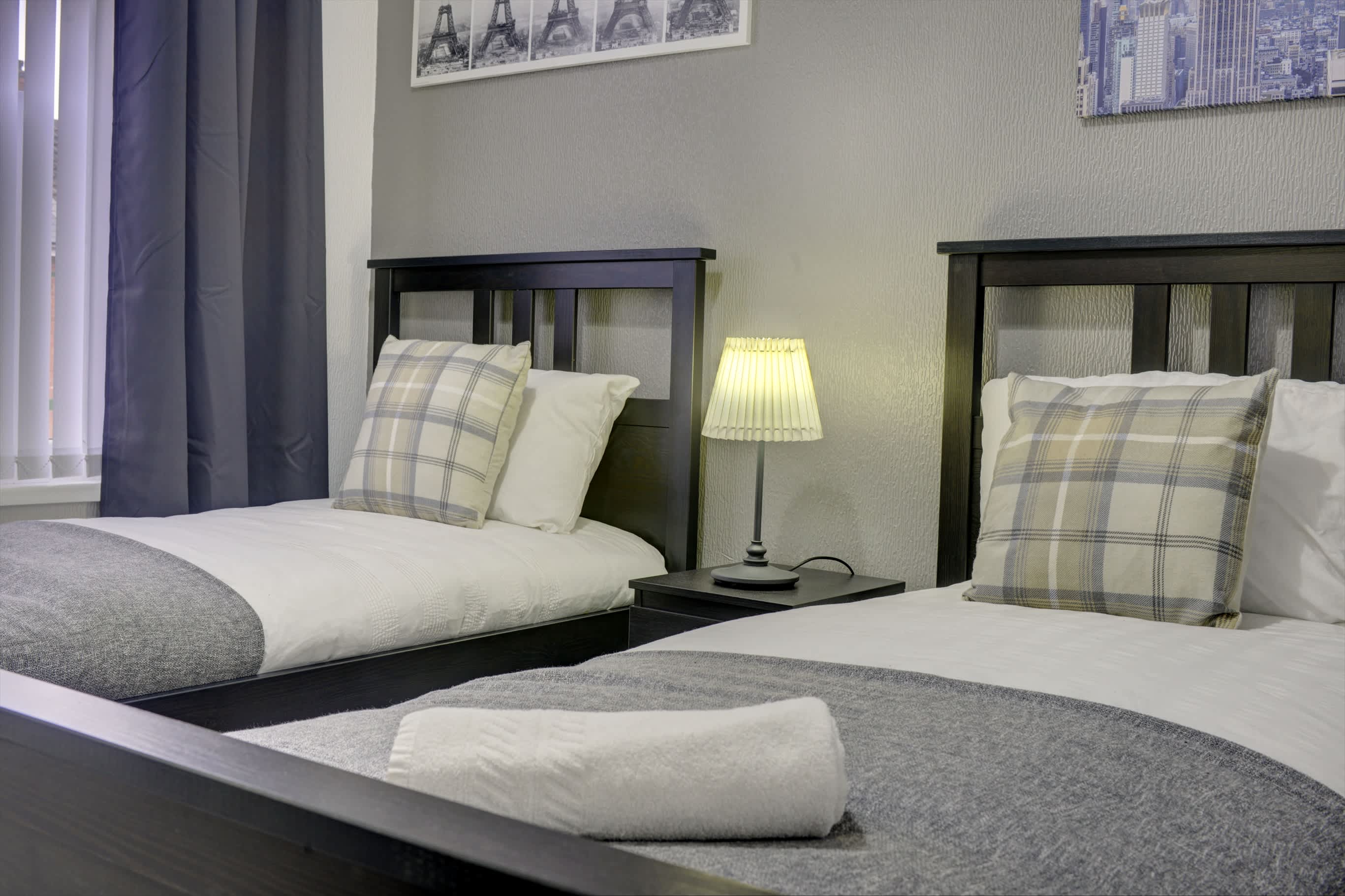 Cosy 2 Bedroom 4 Beds w/ Parking near City Centre in Argyll Street 39 CV2 4FJ - Property image 28 - VivreStays