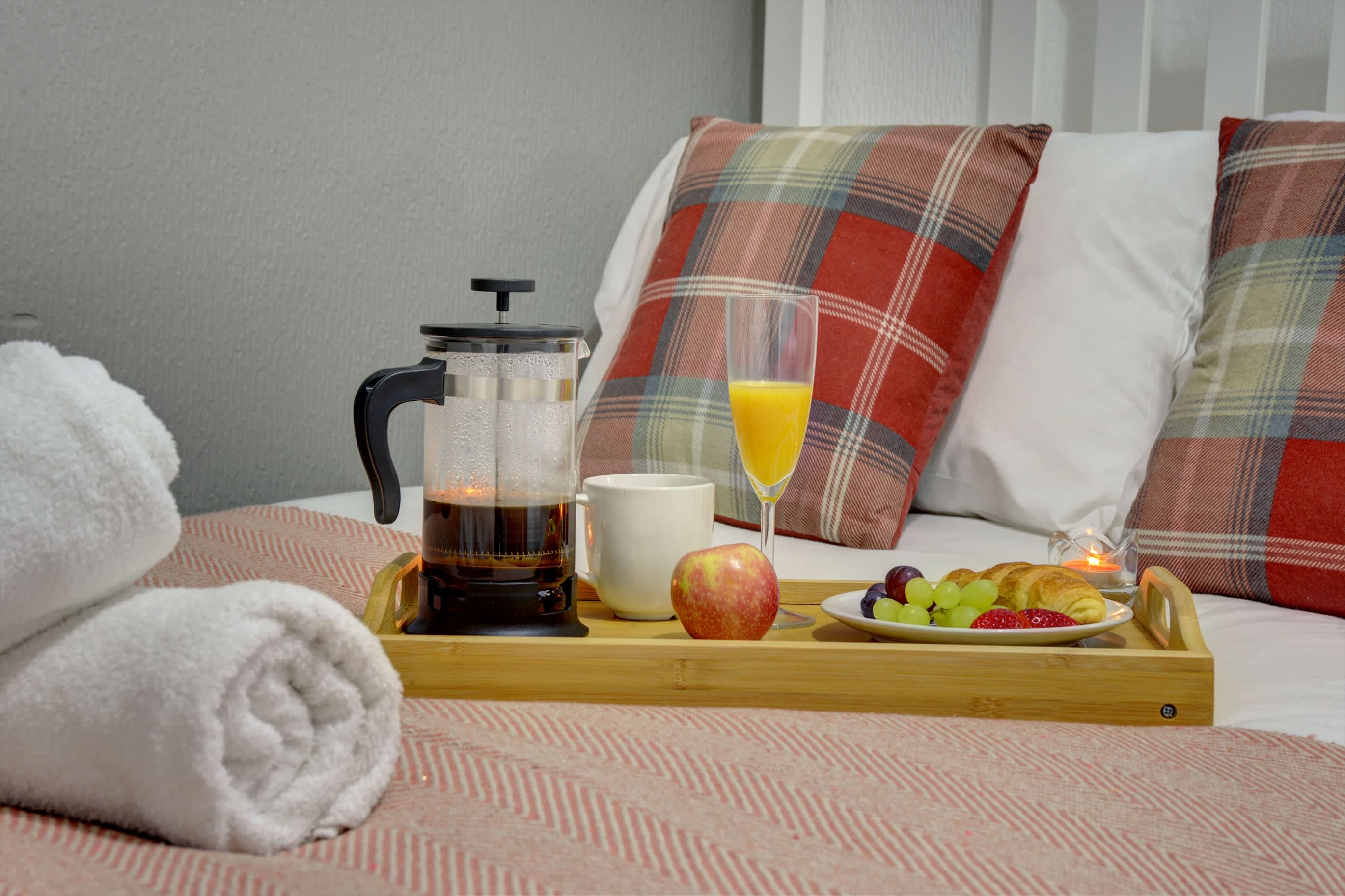 Cosy 2 Bedroom 4 Beds w/ Parking near City Centre in Argyll Street 39 CV2 4FJ - Property image 32 - VivreStays
