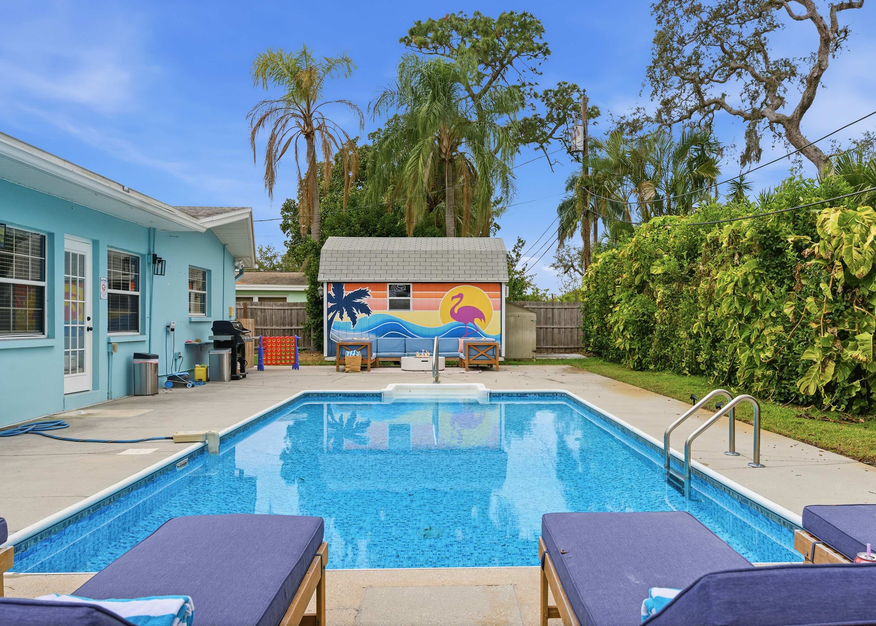 Relaxing 4BR home w/ heated pool & fire pit