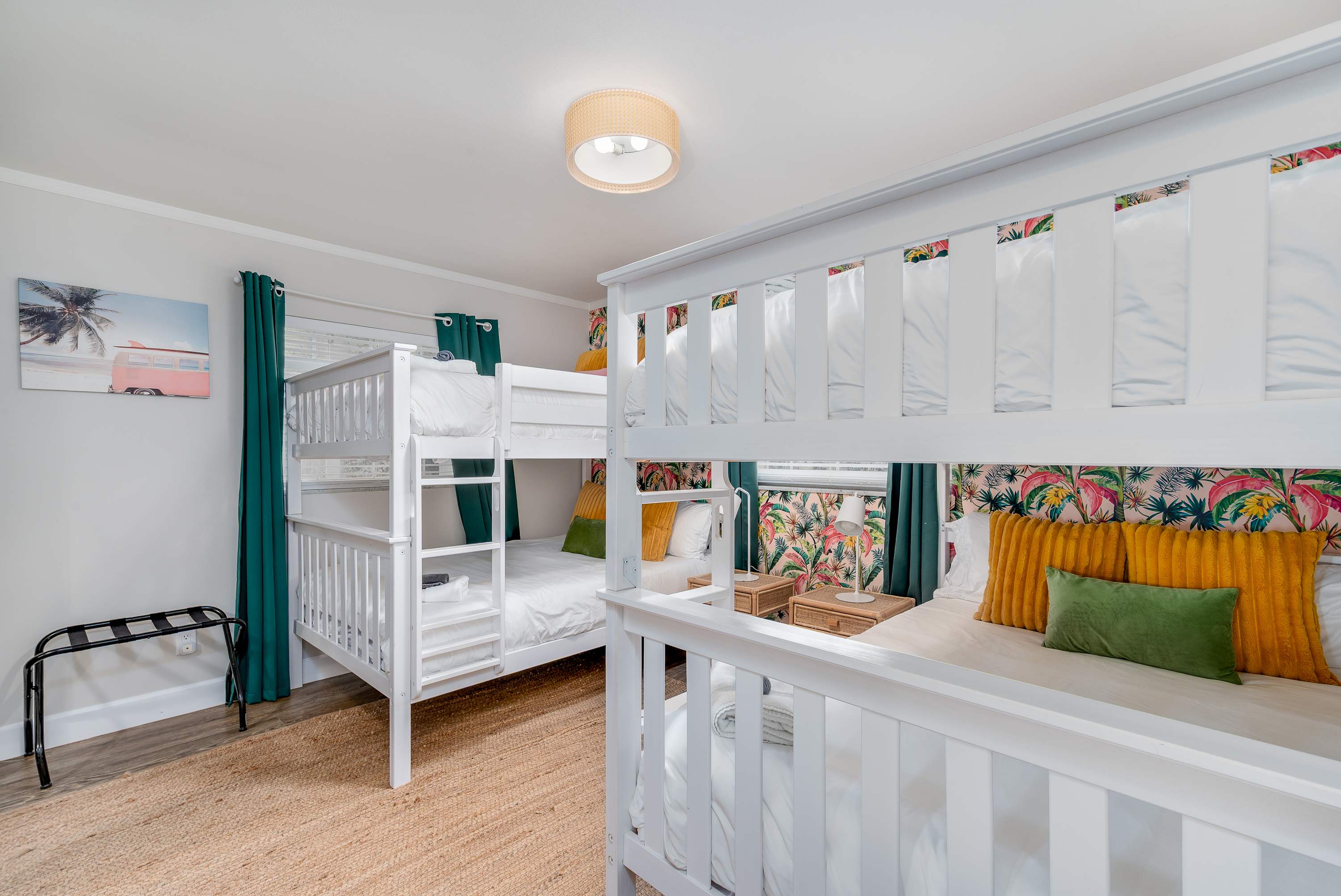 Relaxing 4BR home w/ heated pool & fire pit