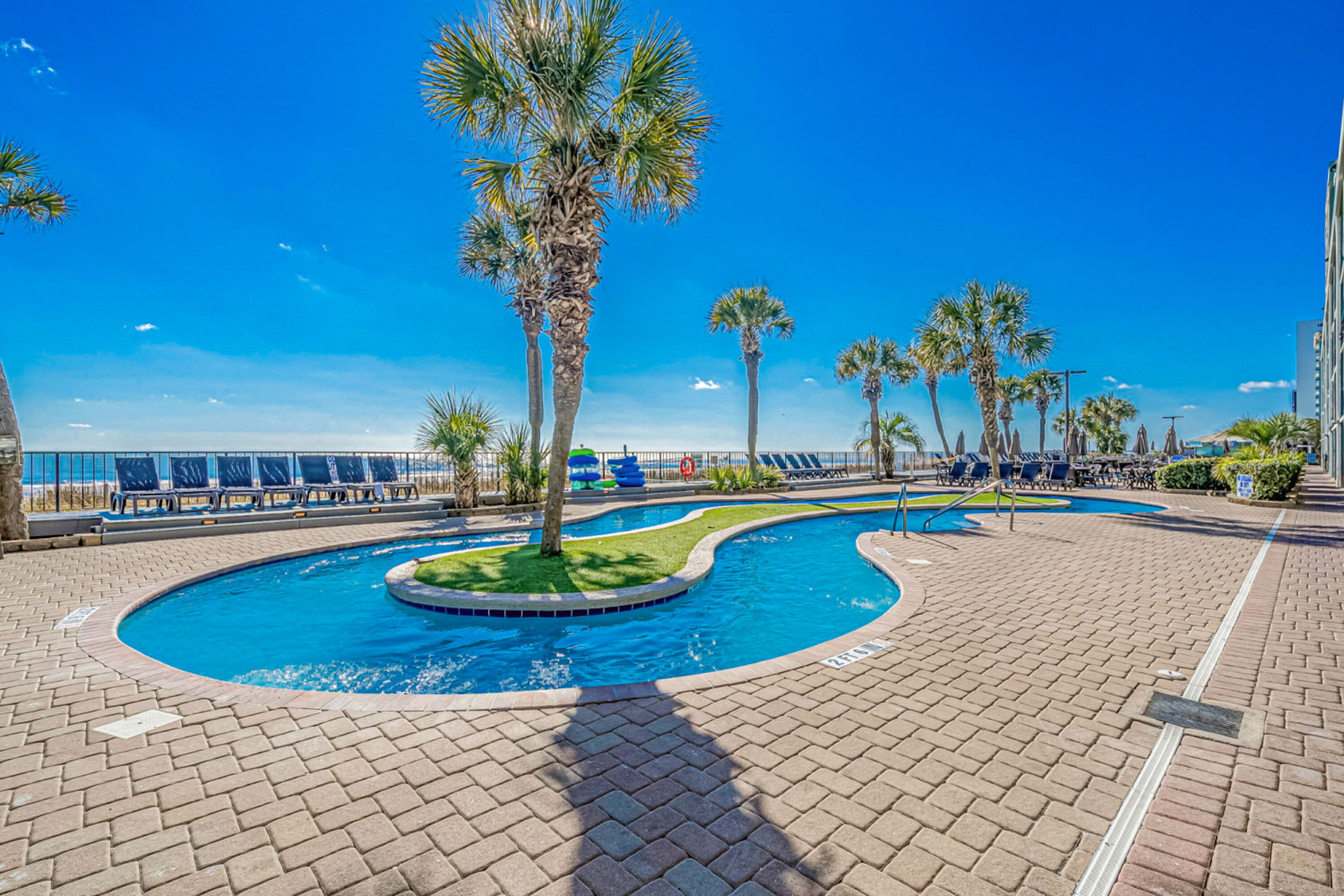 Dream Destination Compass Cove Oceanfront | Photo 2