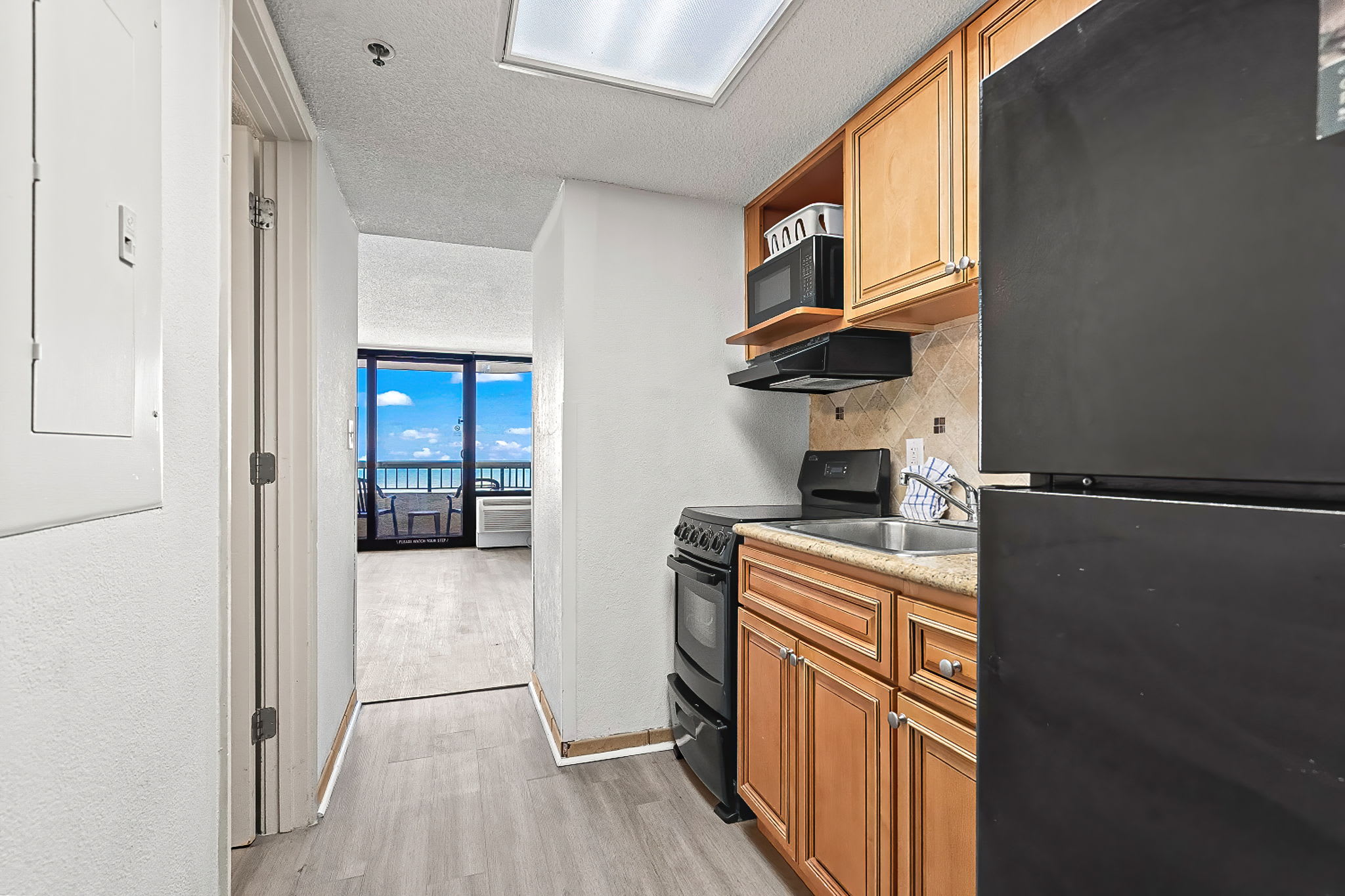 Relaxing Retreat Compass Cove Oceanfront | Photo 13