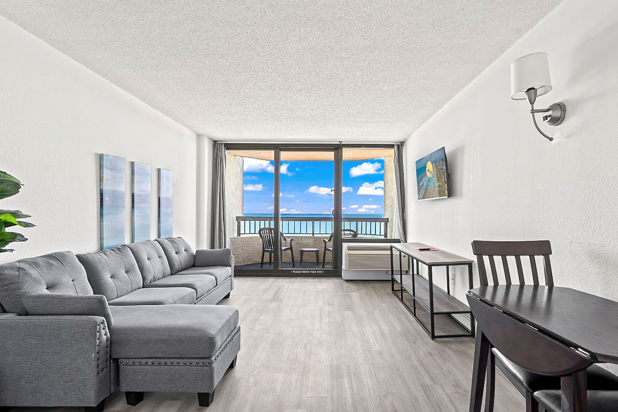 Relaxing Retreat Compass Cove Oceanfront | Photo 2