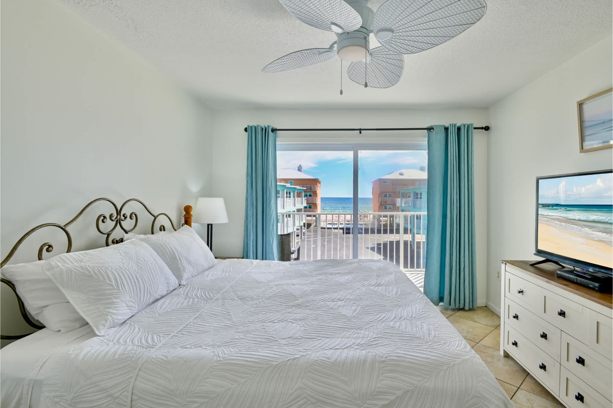 BEACHFRONT | HEATED POOL | $400 FREE ACTIVITIES 5