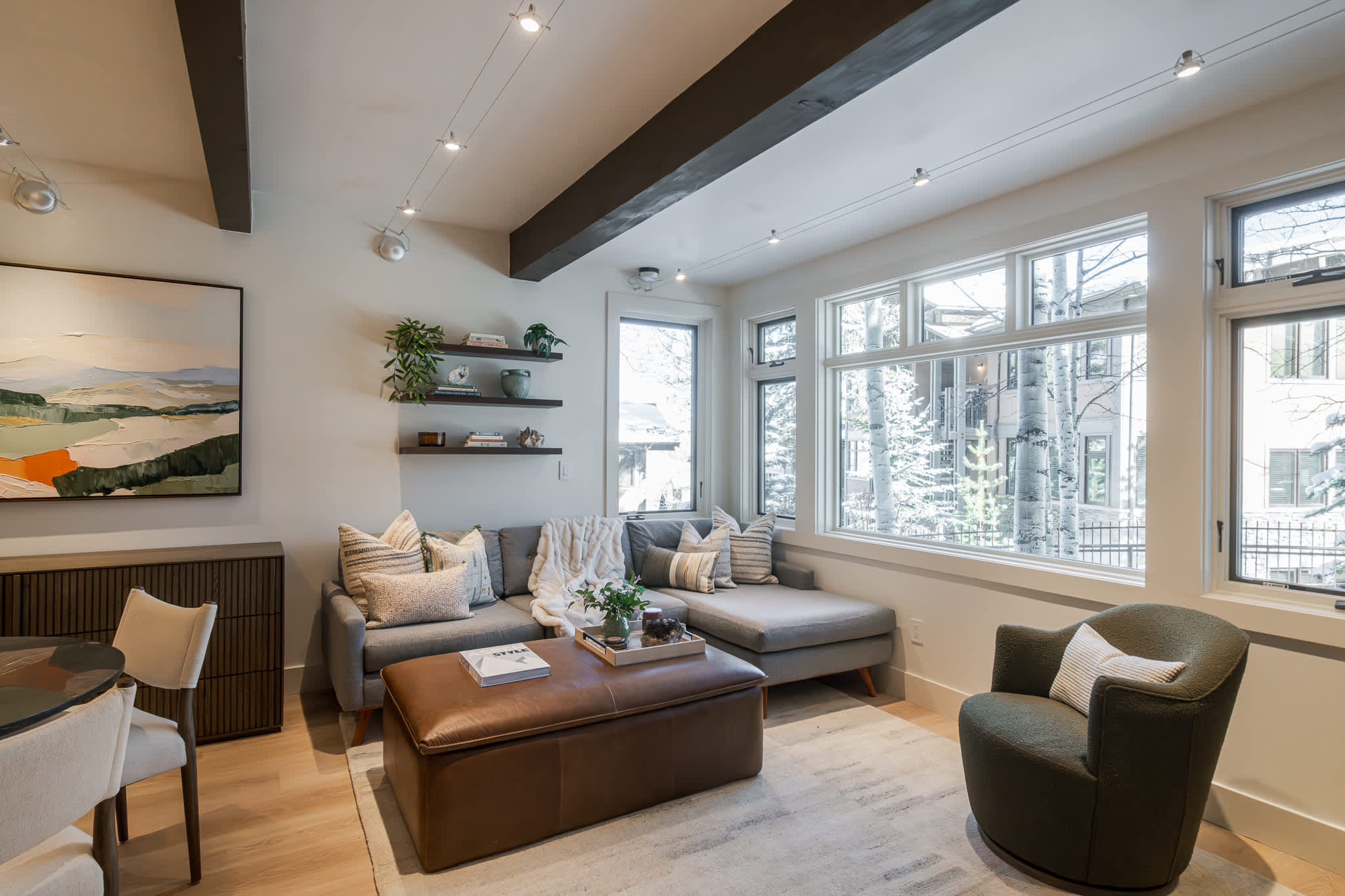 New Ski-in Ski-out 1 BR with Resort Amenities 6