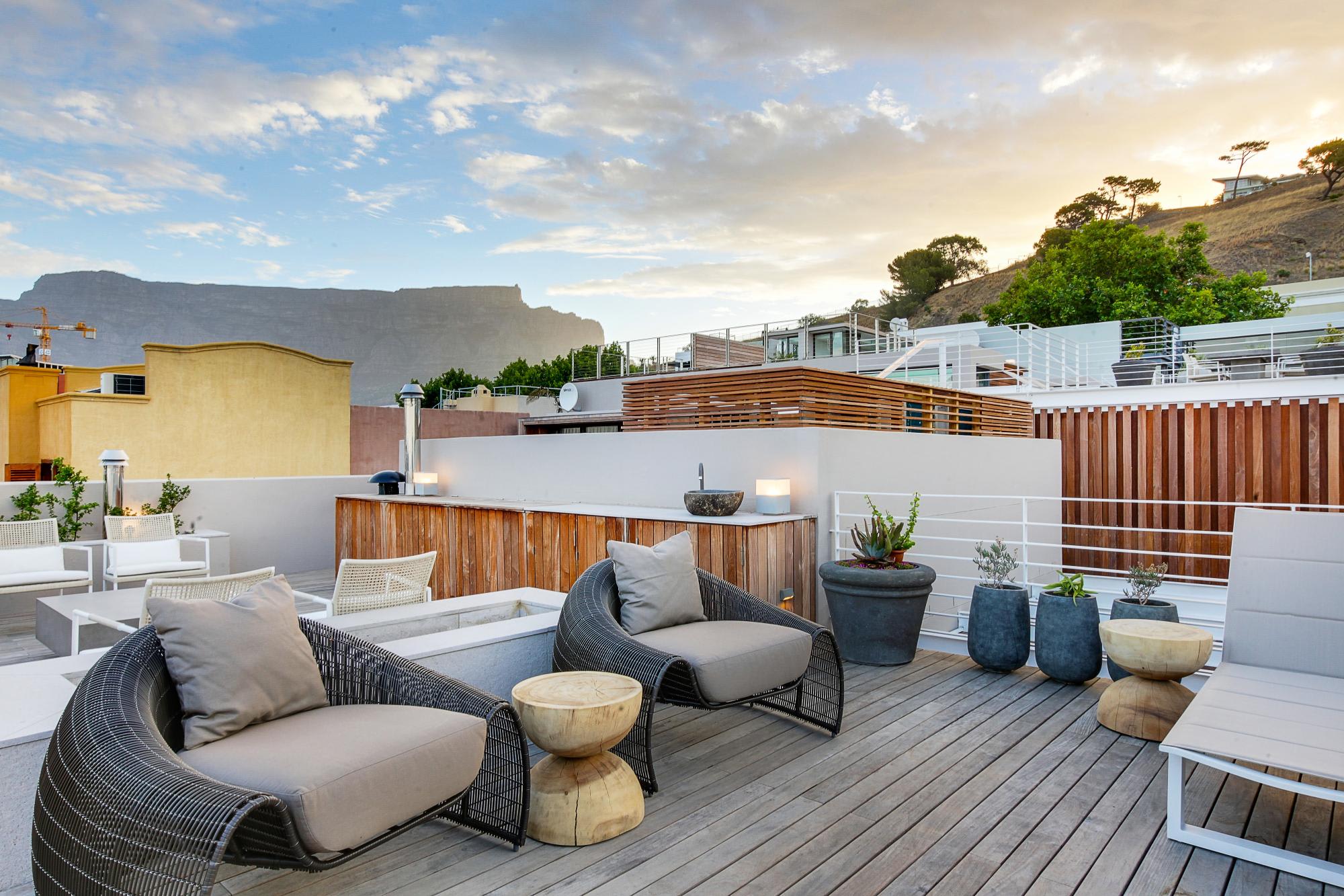 Exquisite De Waterkant Apartment with Pool 157 Waterkant