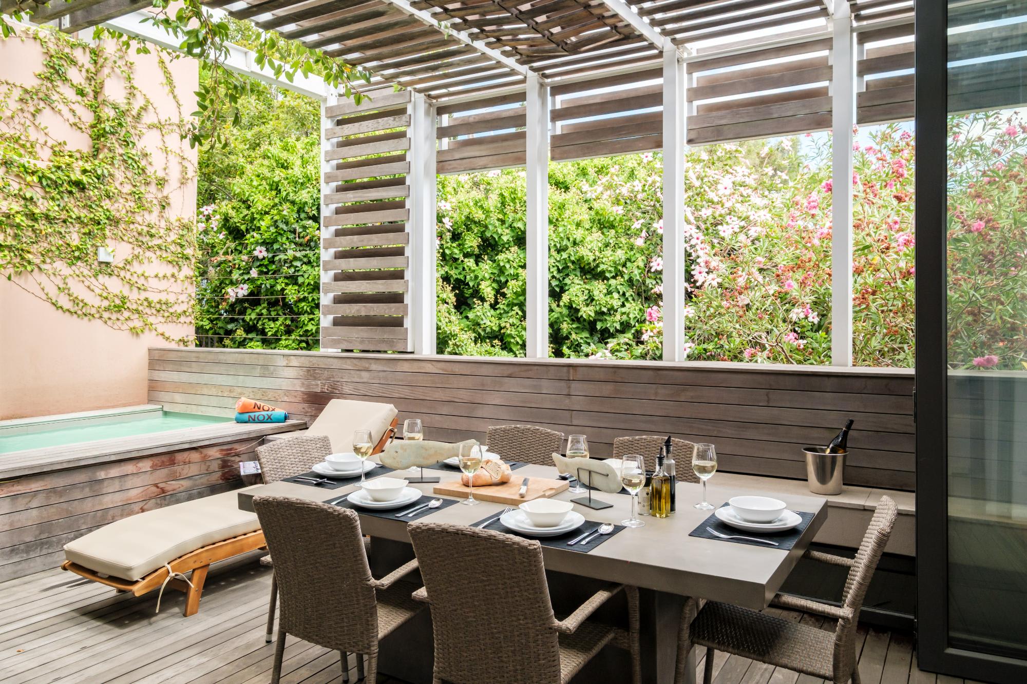 Exquisite De Waterkant Apartment with Pool 157 Waterkant 4