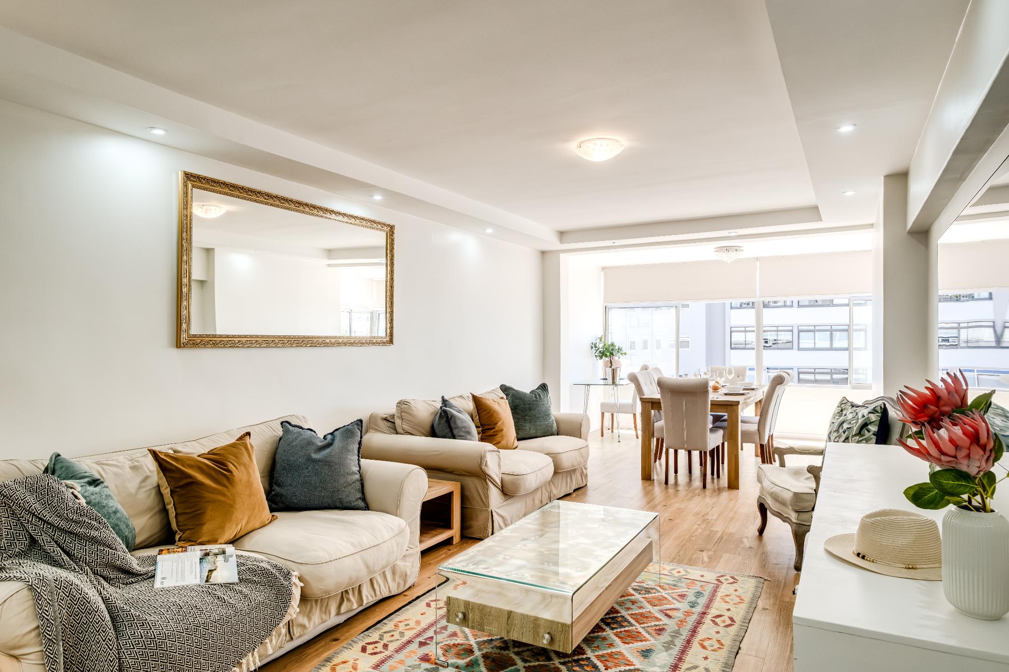 2bed Central Apartment in Cape Town Atlantic Point 7