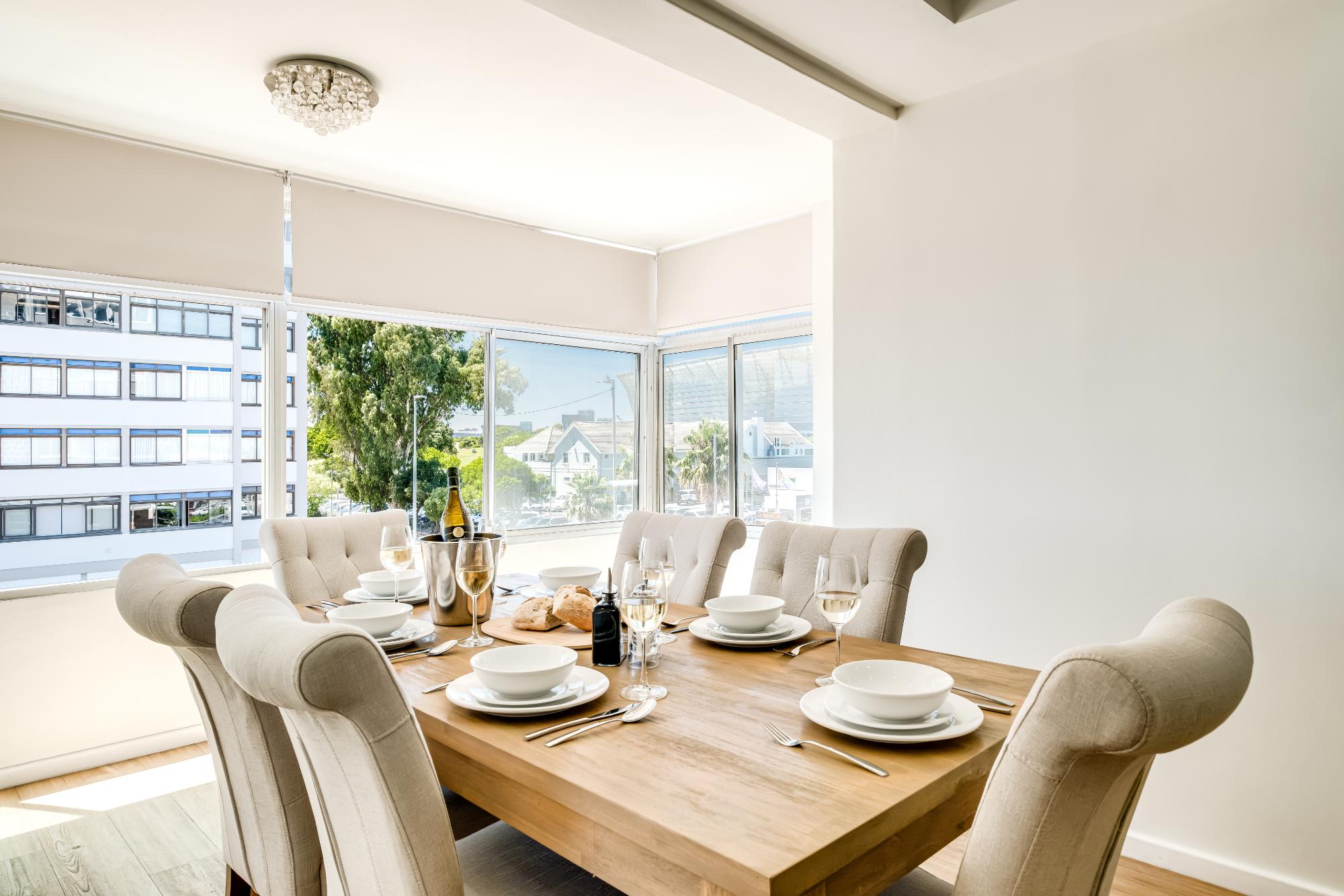 2bed Central Apartment in Cape Town Atlantic Point 9