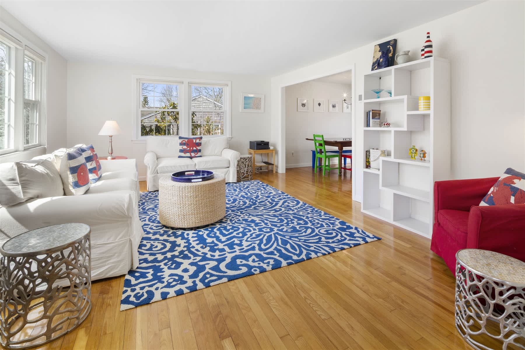 Beautiful Home w Association Pool