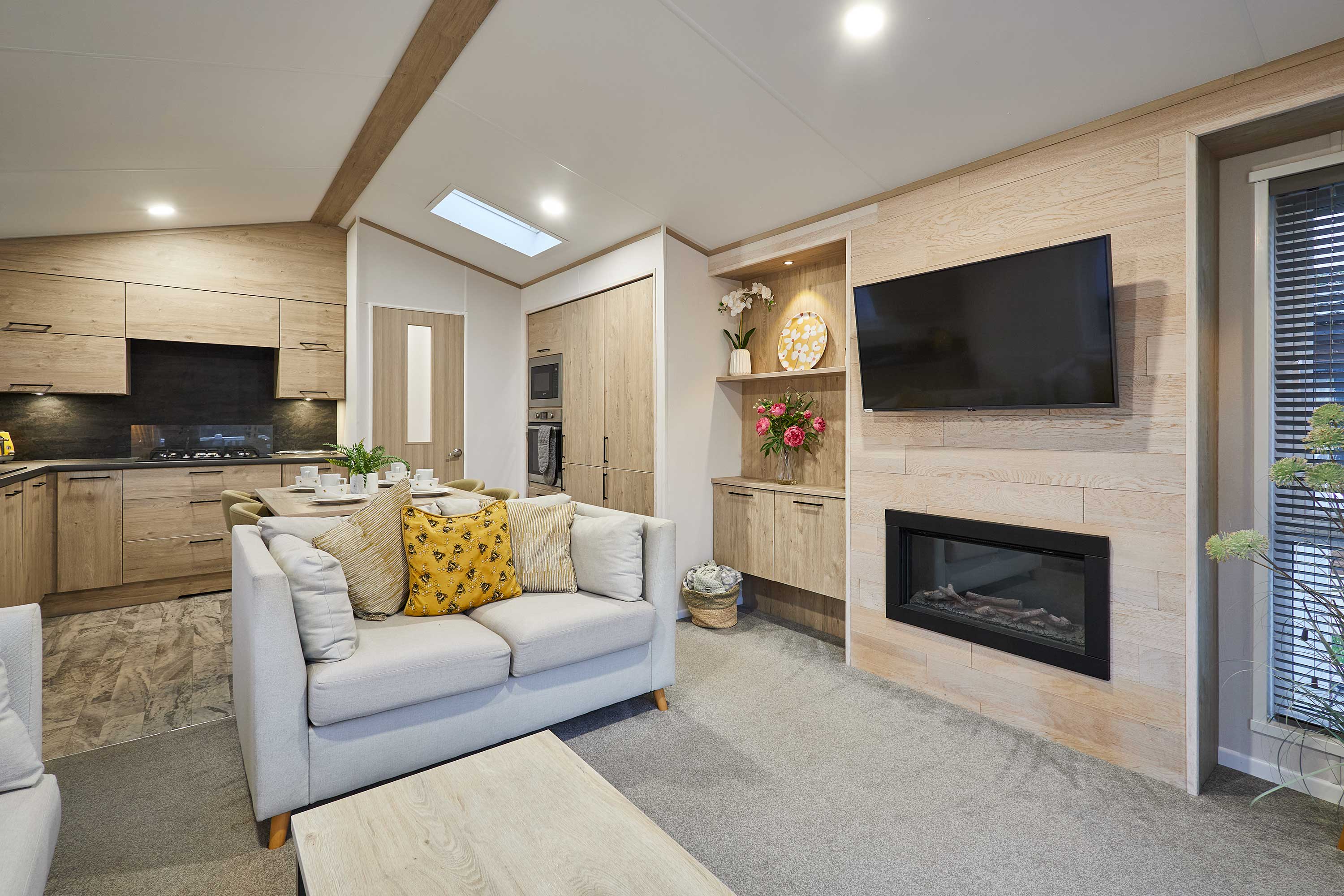 Honey Bee Lodge – photo 14
