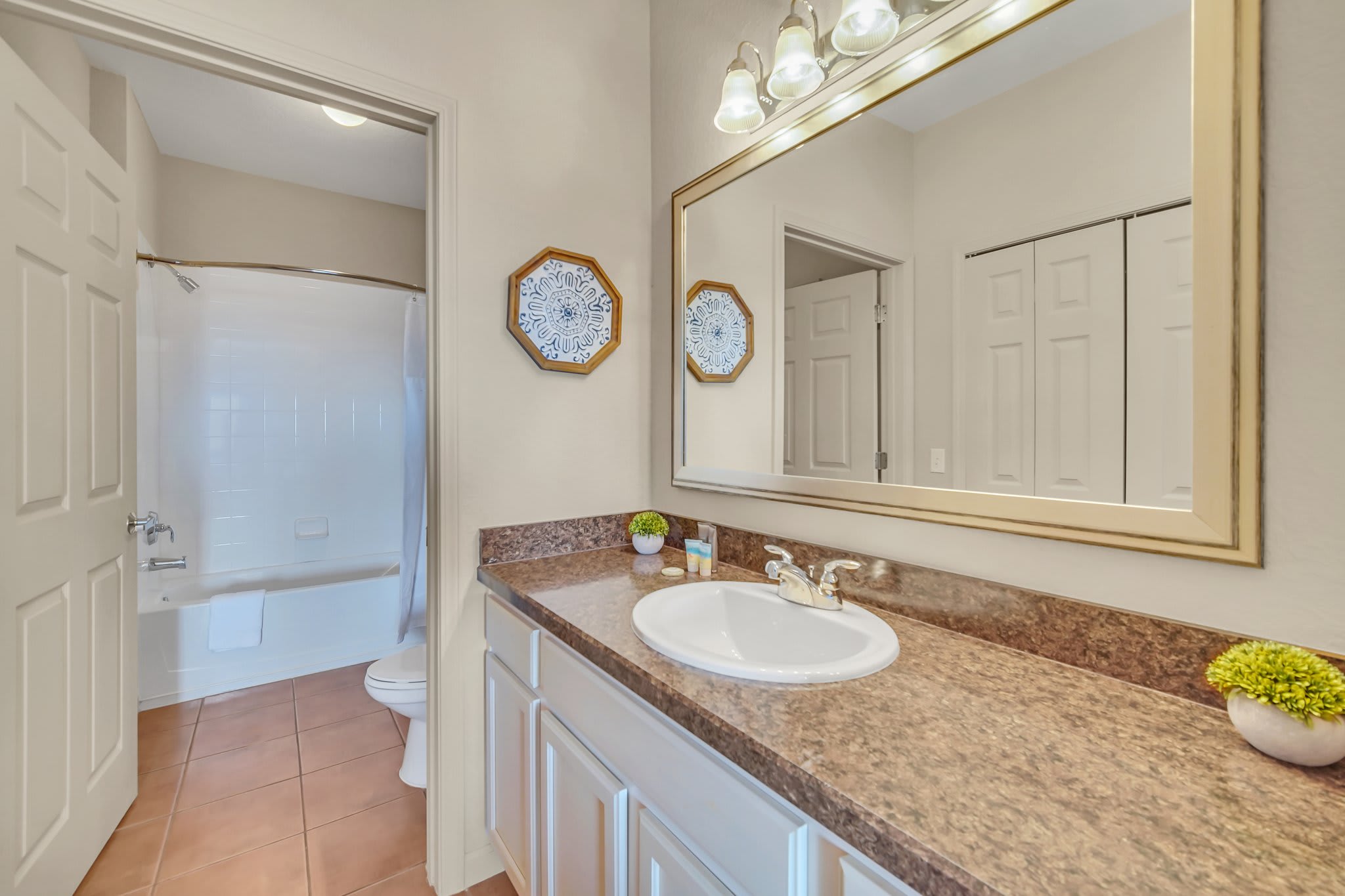 Family Friendly Condo with Pool Sauna | Photo 15