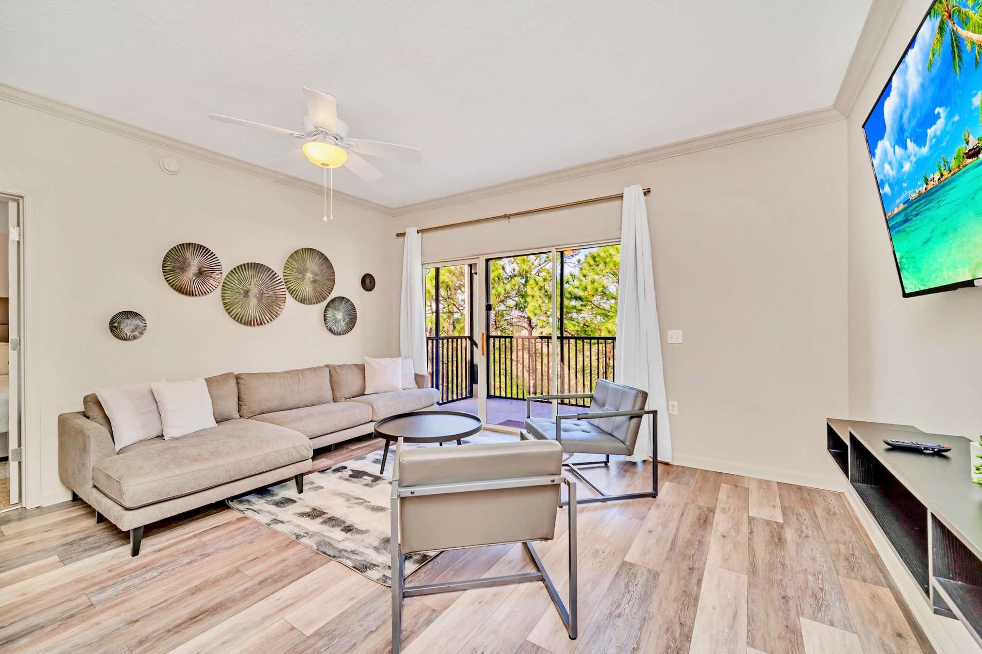 Family Friendly Condo with Pool Sauna