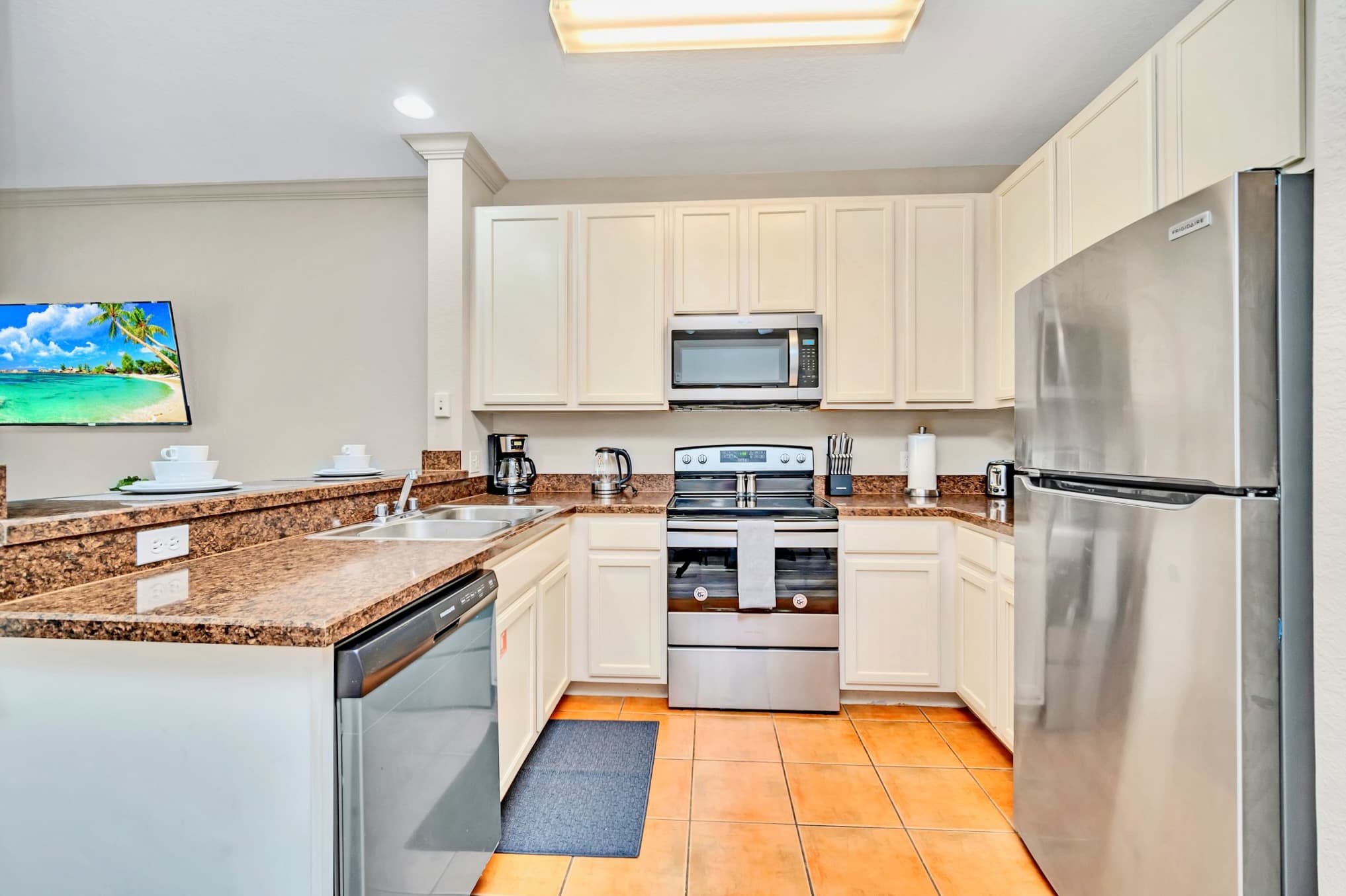 Family Friendly Condo with Pool Sauna | Photo 10