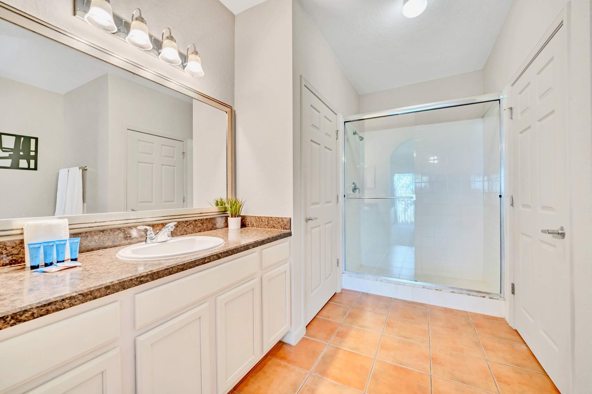 Family Friendly Condo with Pool Sauna | Photo 12